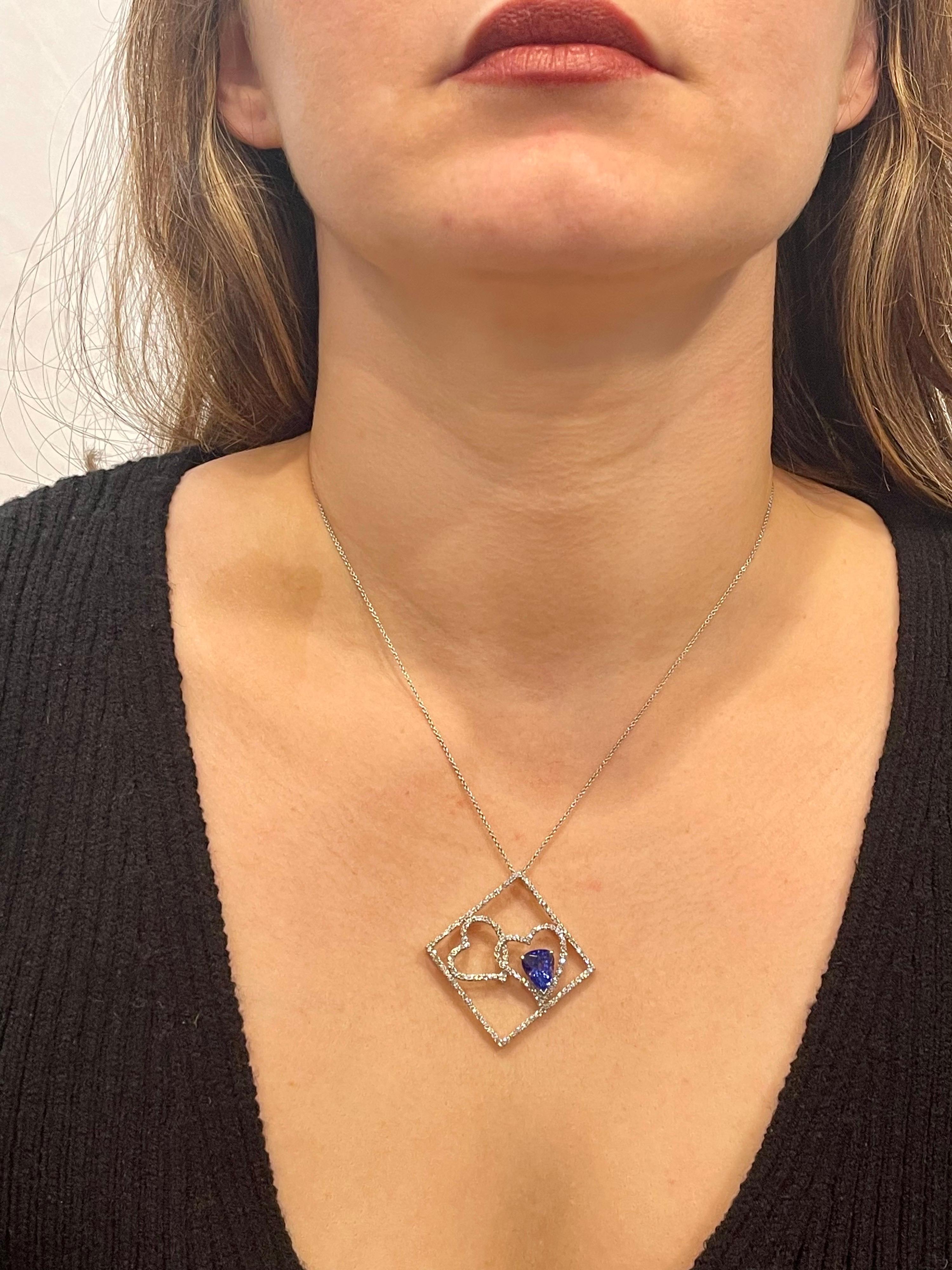 3 Carat Tanzanite and 2 Carat Diamond Two Heart Pendant/ Necklace 18 Karat Gold For Sale 5