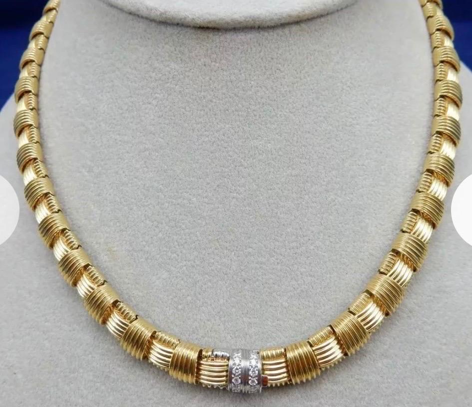 Roberto Coin Appassionata Necklace in 18 Karat Gold 70 Grams and Diamonds For Sale 10