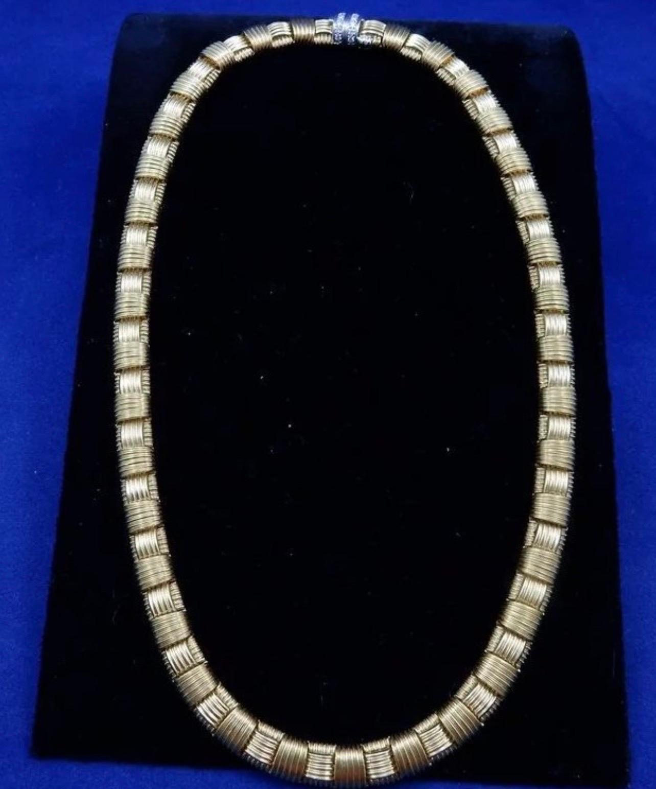 Roberto Coin Appassionata Necklace in 18 Karat Gold 70 Grams and Diamonds For Sale 11