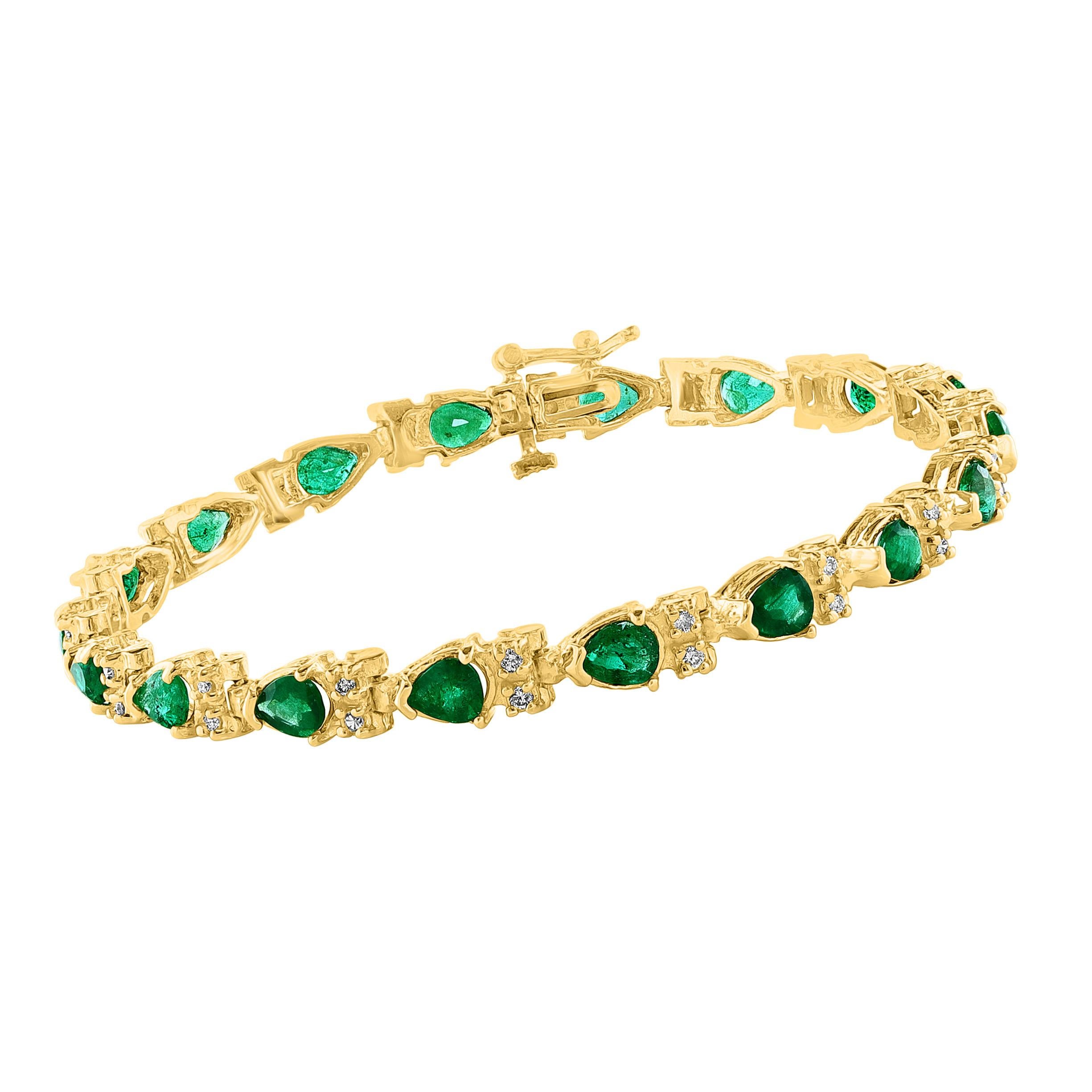 9 Ct Natural 18 Oval Stone Emerald & Diamond 14 Kt Yellow Gold Bracelet For Sale 9