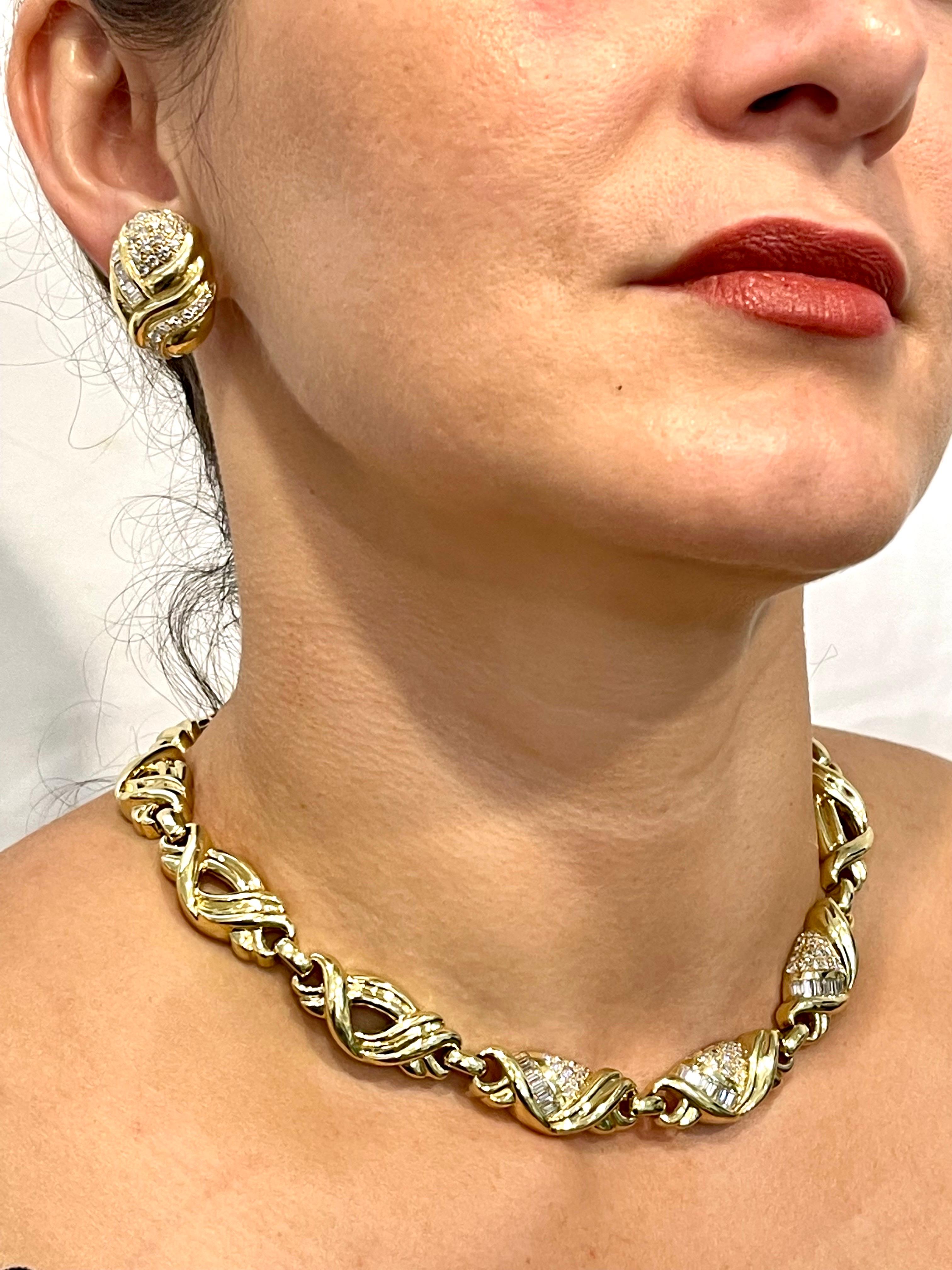 9 Carat Diamond Necklace & Earrings Bridal Suite 159 Gm 18 Karat Yellow Gold For Sale 11