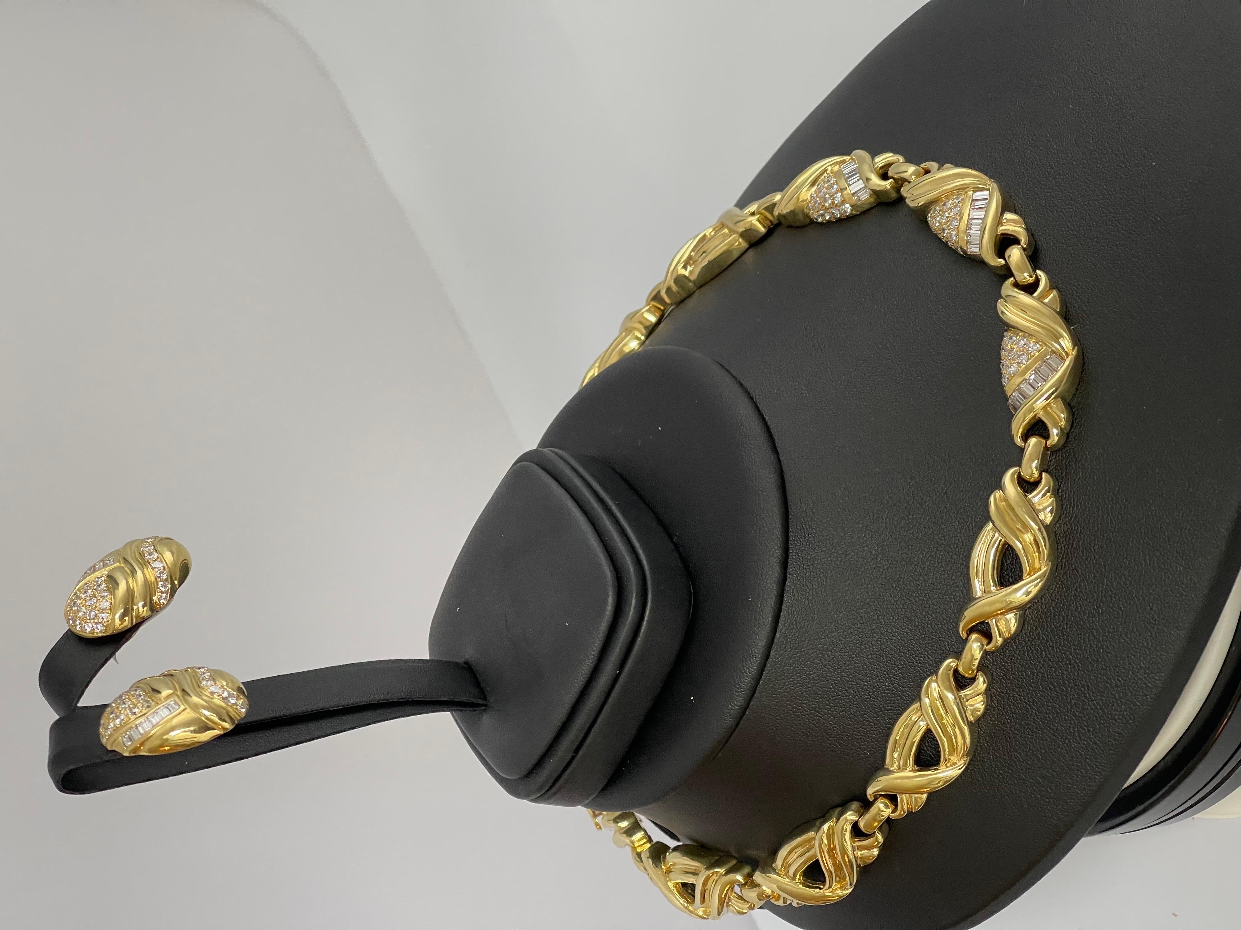 9 Carat Diamond Necklace & Earrings Bridal Suite 159 Gm 18 Karat Yellow Gold For Sale 12
