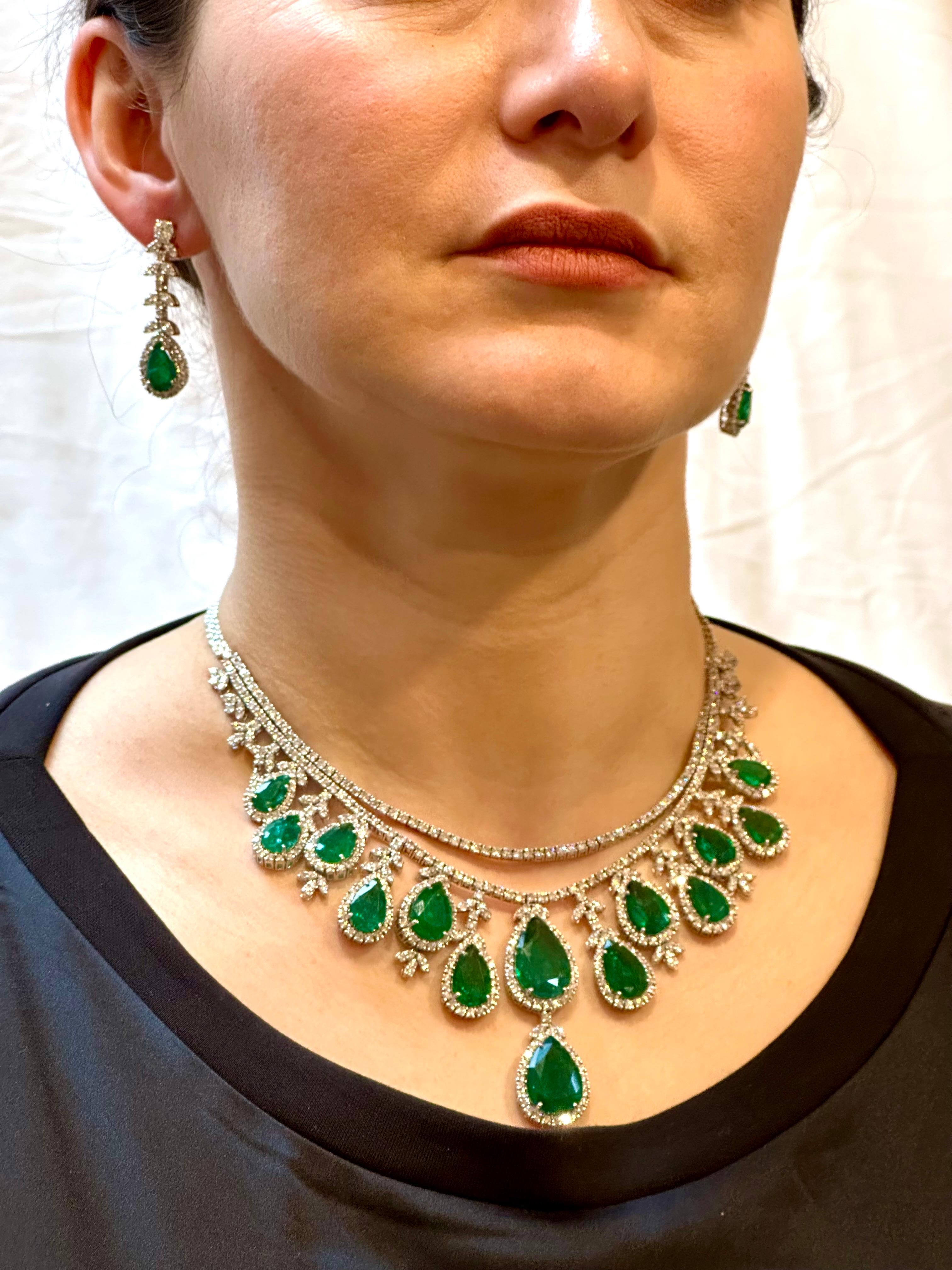 75 Ct Zambian Emerald and 30 Ct Diamond Necklace and Earring Bridal Suite For Sale 12