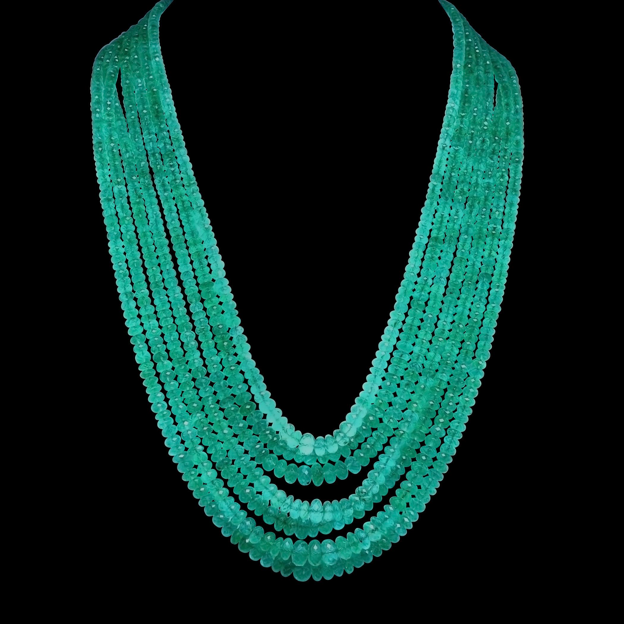 750 Ct COLOMBIAN Emerald Beads 7 Line Necklace with Clasp 18 Karat Yellow Gold 9