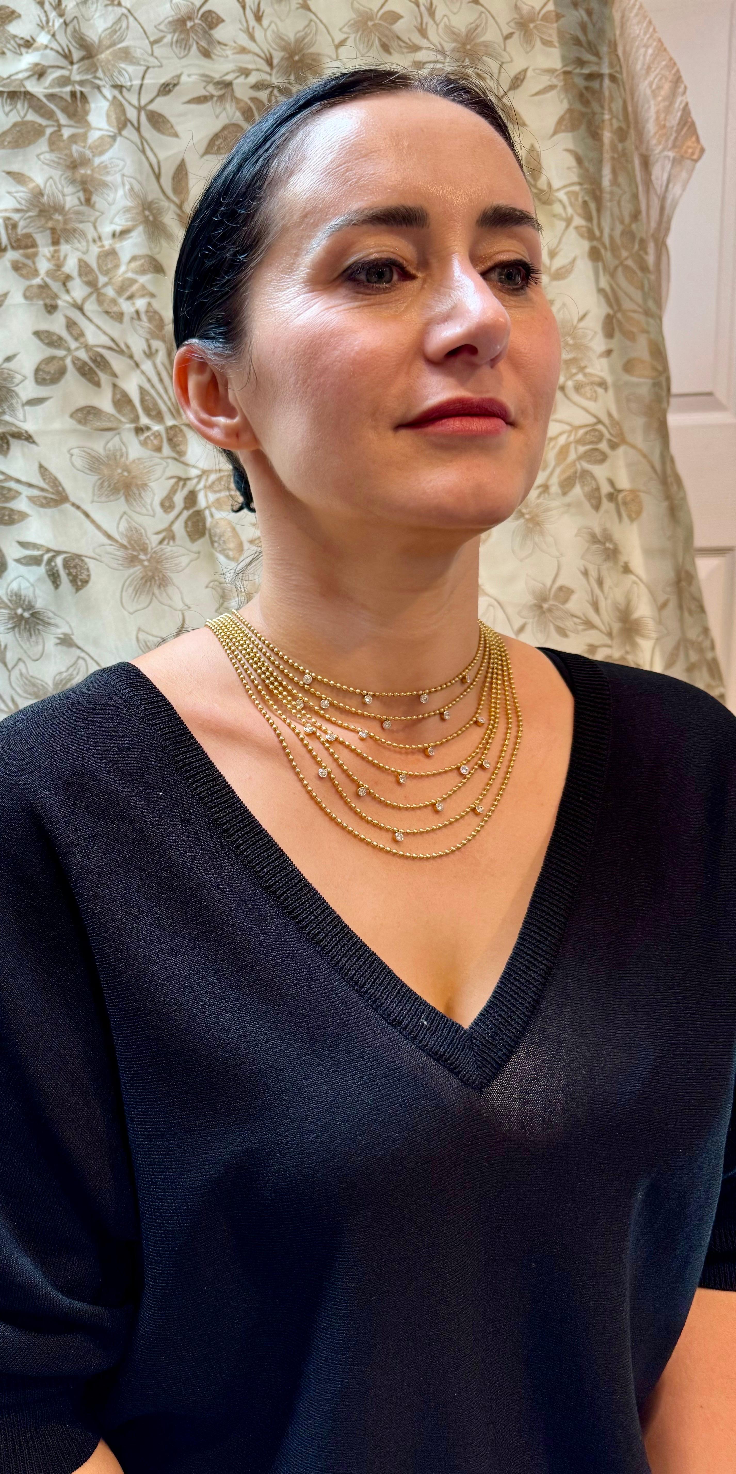 Collier ras du cou Draperie en or jaune 18 carats, 7 couches en vente 12