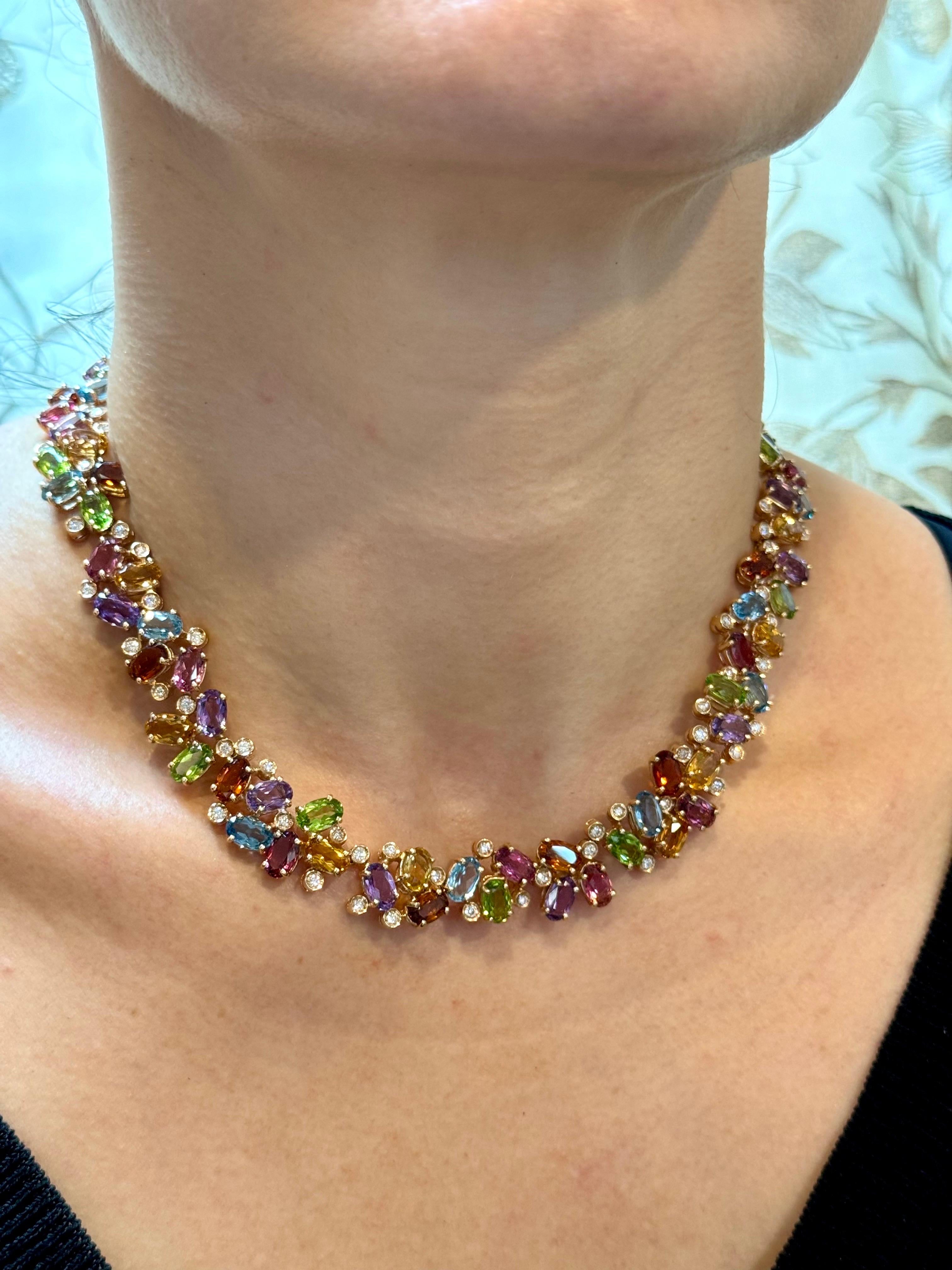 Collana Rainbow con diamanti e gemme multicolore di H. Stern, oro giallo 18 carati 89g in vendita 4