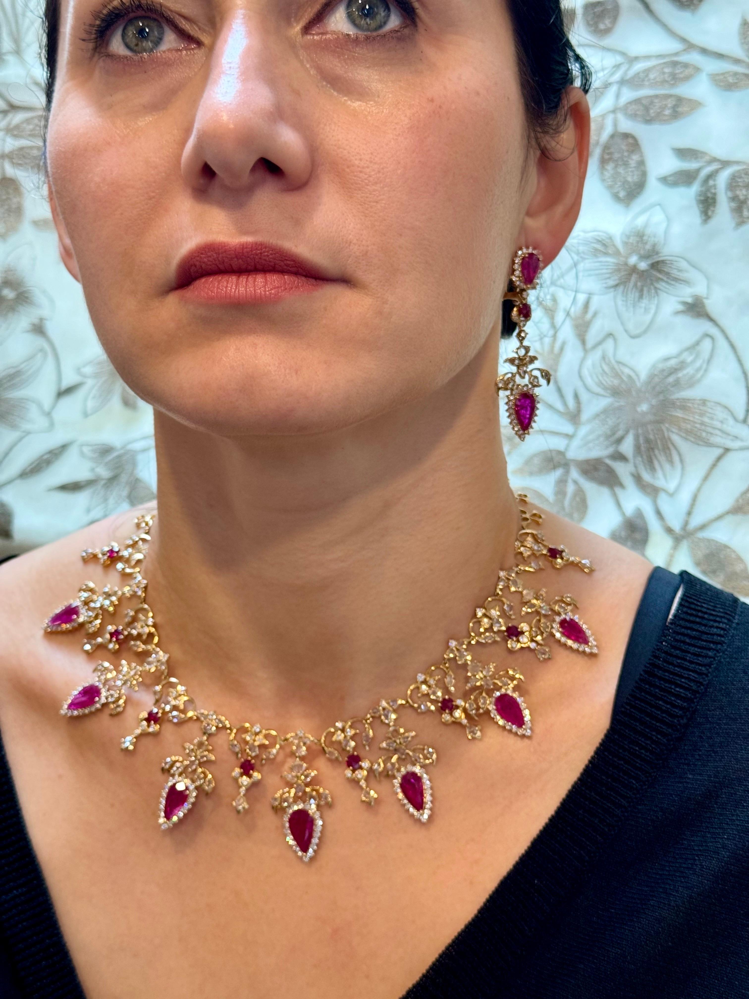 45 Ct Pear Cut Ruby & 22 Ct Rose cut Diamond Necklace Suite 18 Kt Gold, Bridal For Sale 11
