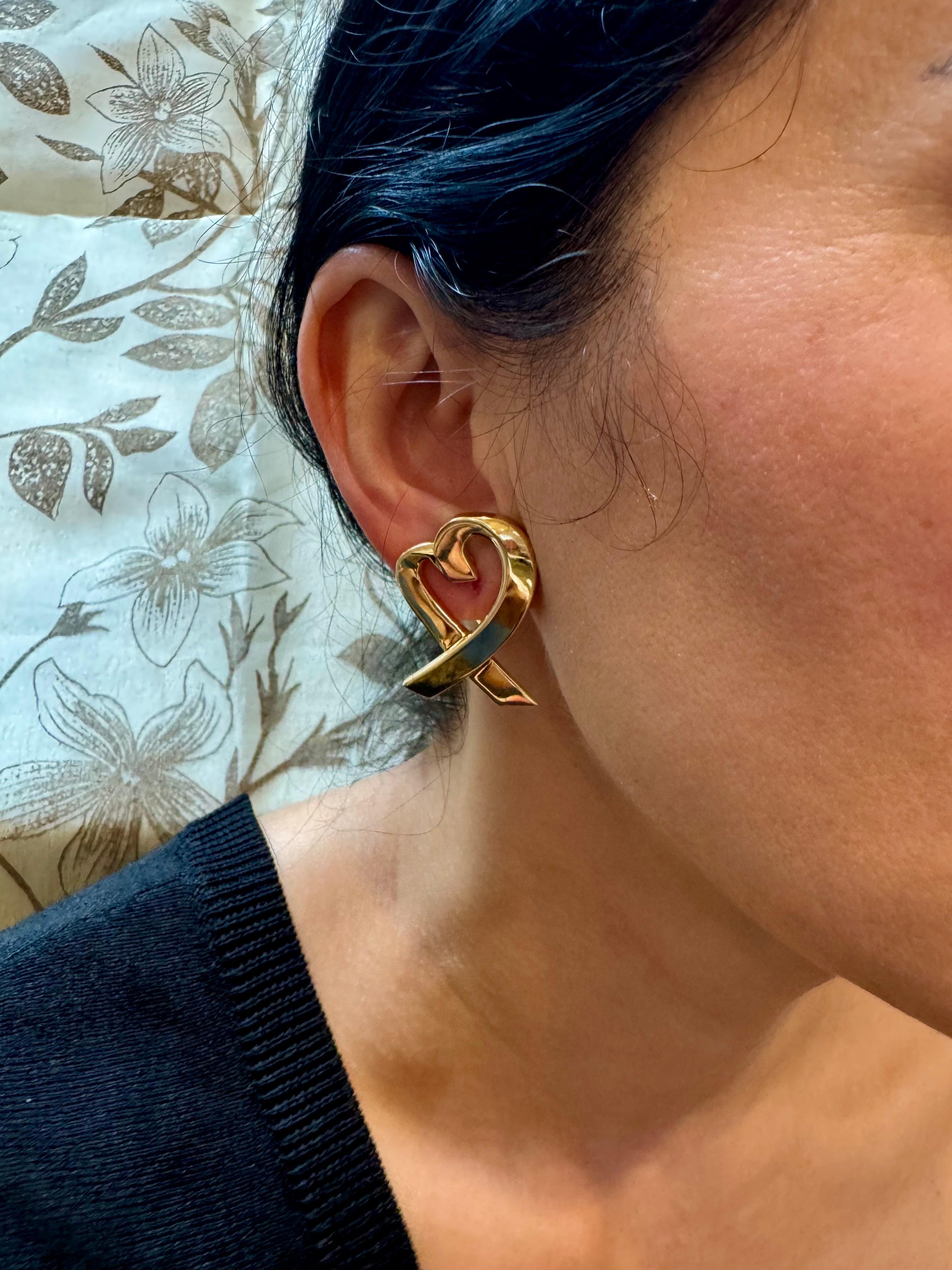 TIFFANY & CO Loving Heart PALOMA PICASSO 18 Kt Yellow Gold Large Earrings, 22 Gm 10