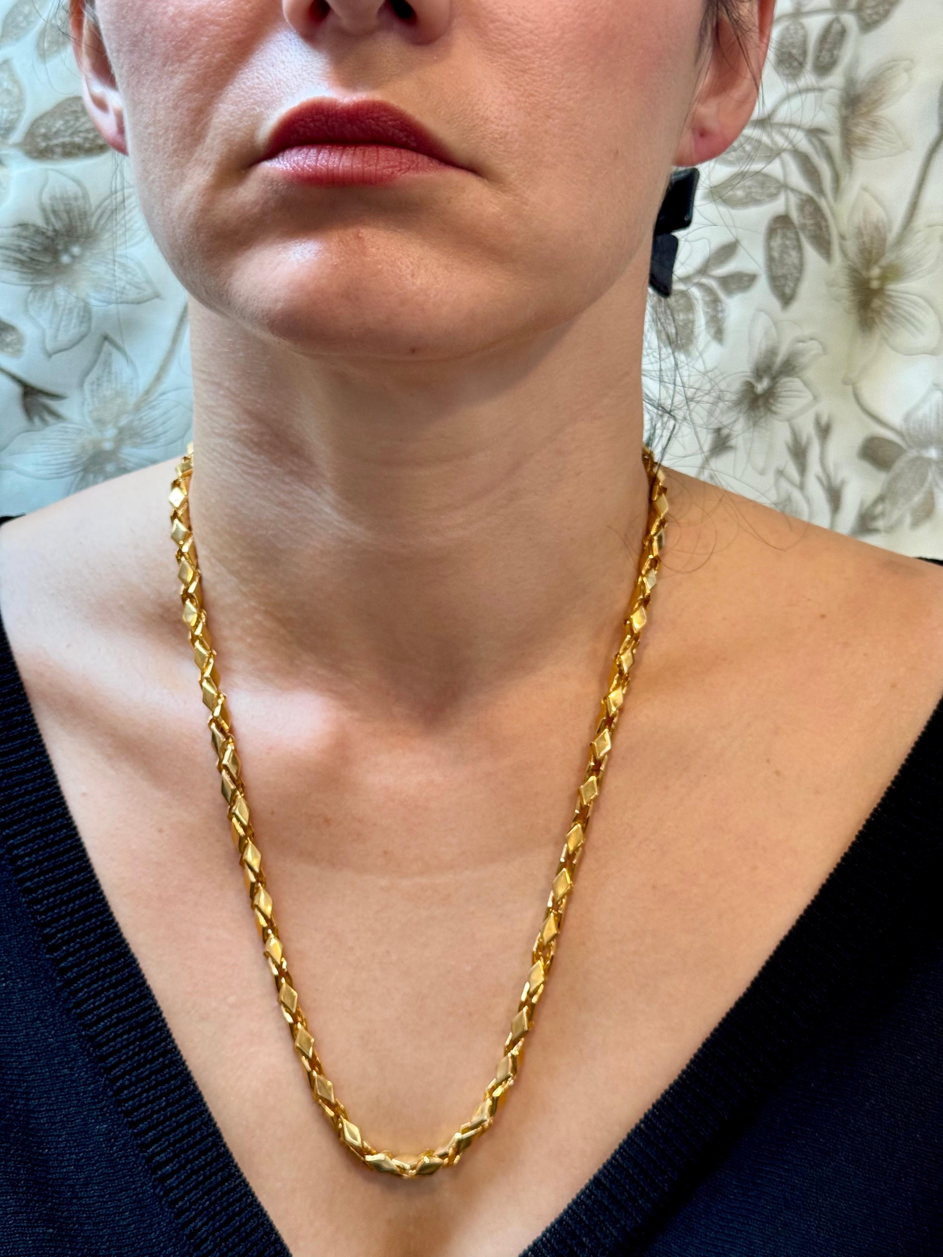Vintage 45 Gm reine 22 Karat Gelbgold Handgefertigte Kette 23 Zoll handgefertigt im Angebot 9