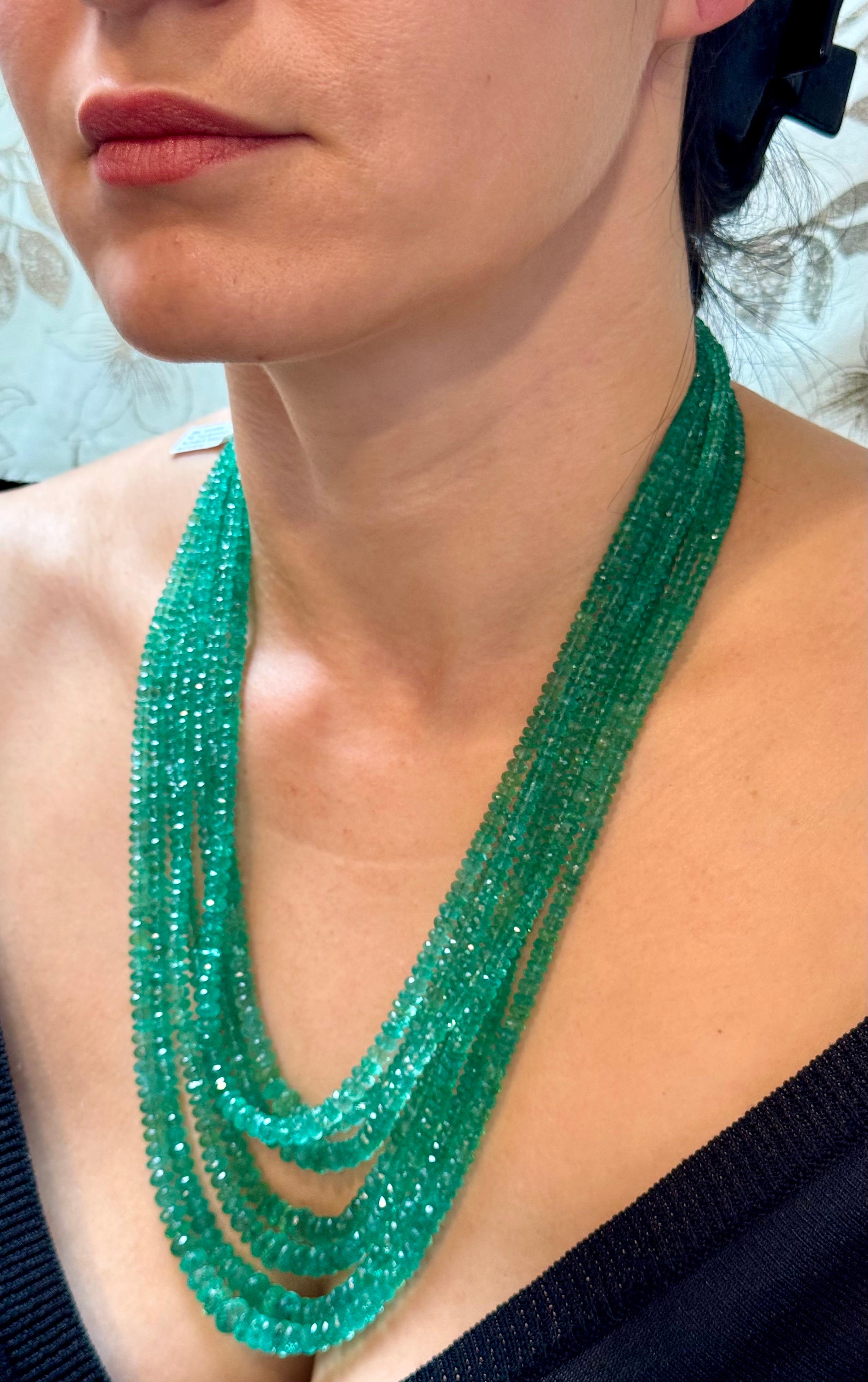 750 Ct COLOMBIAN Emerald Beads 7 Line Necklace with Clasp 18 Karat Yellow Gold 14