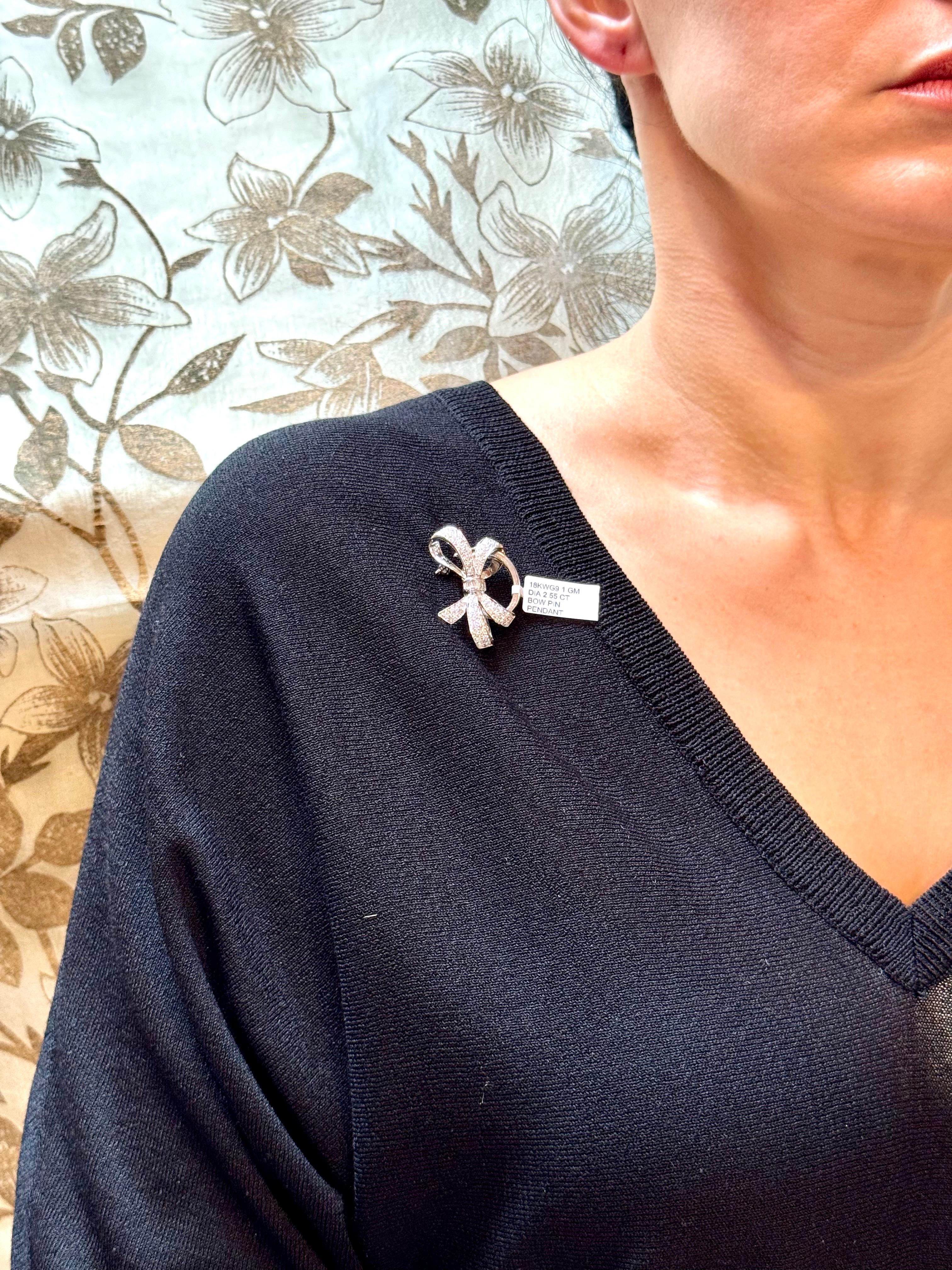 Vintage 2.55 Ct Diamond Bow Brooch Pin /Pendant in 18 K White Gold For Sale 7
