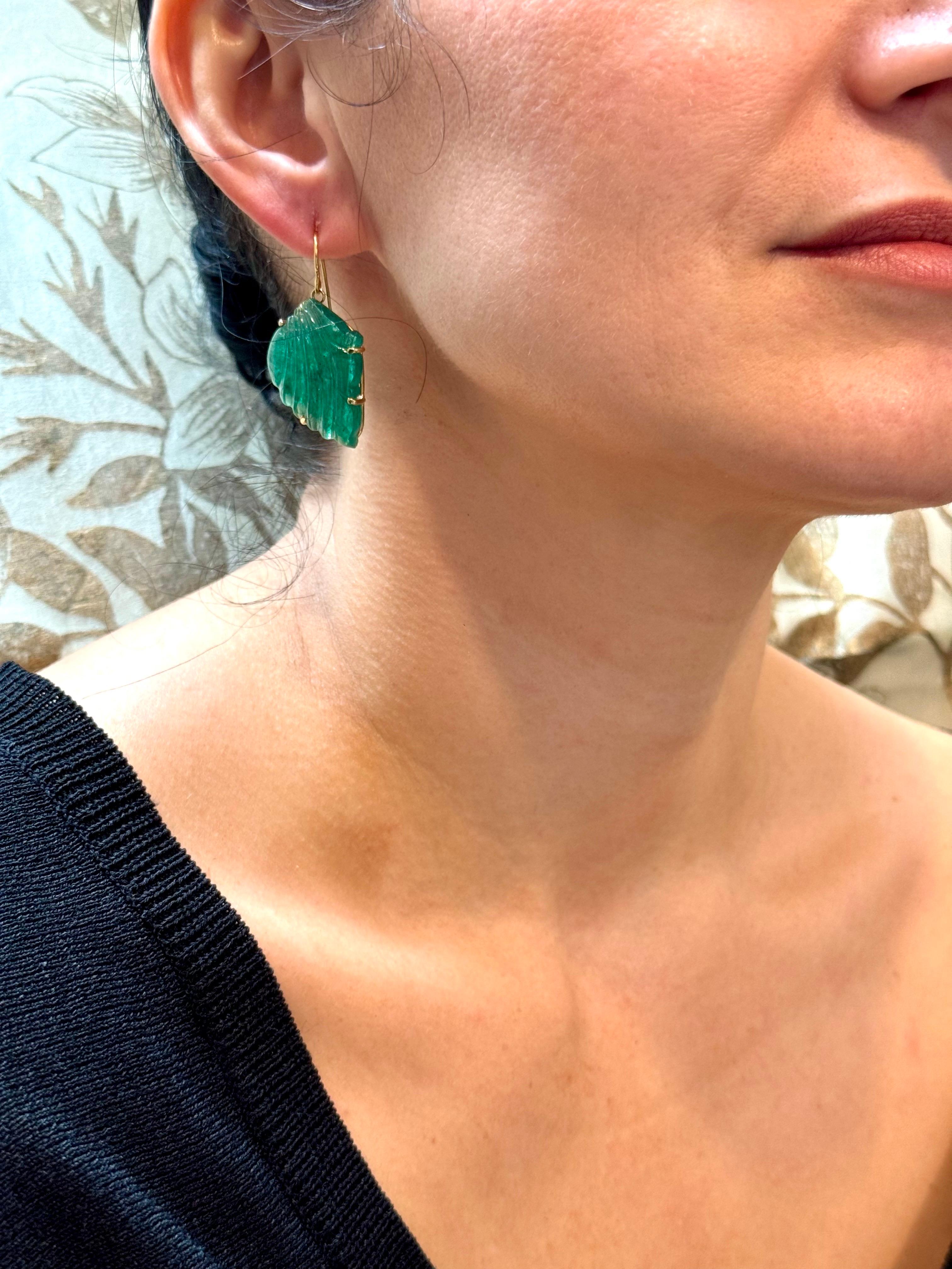 55 Ct Carved Emerald Leaf Shape Earrings 14 Kt Yellow Gold French Wire Earring For Sale 9