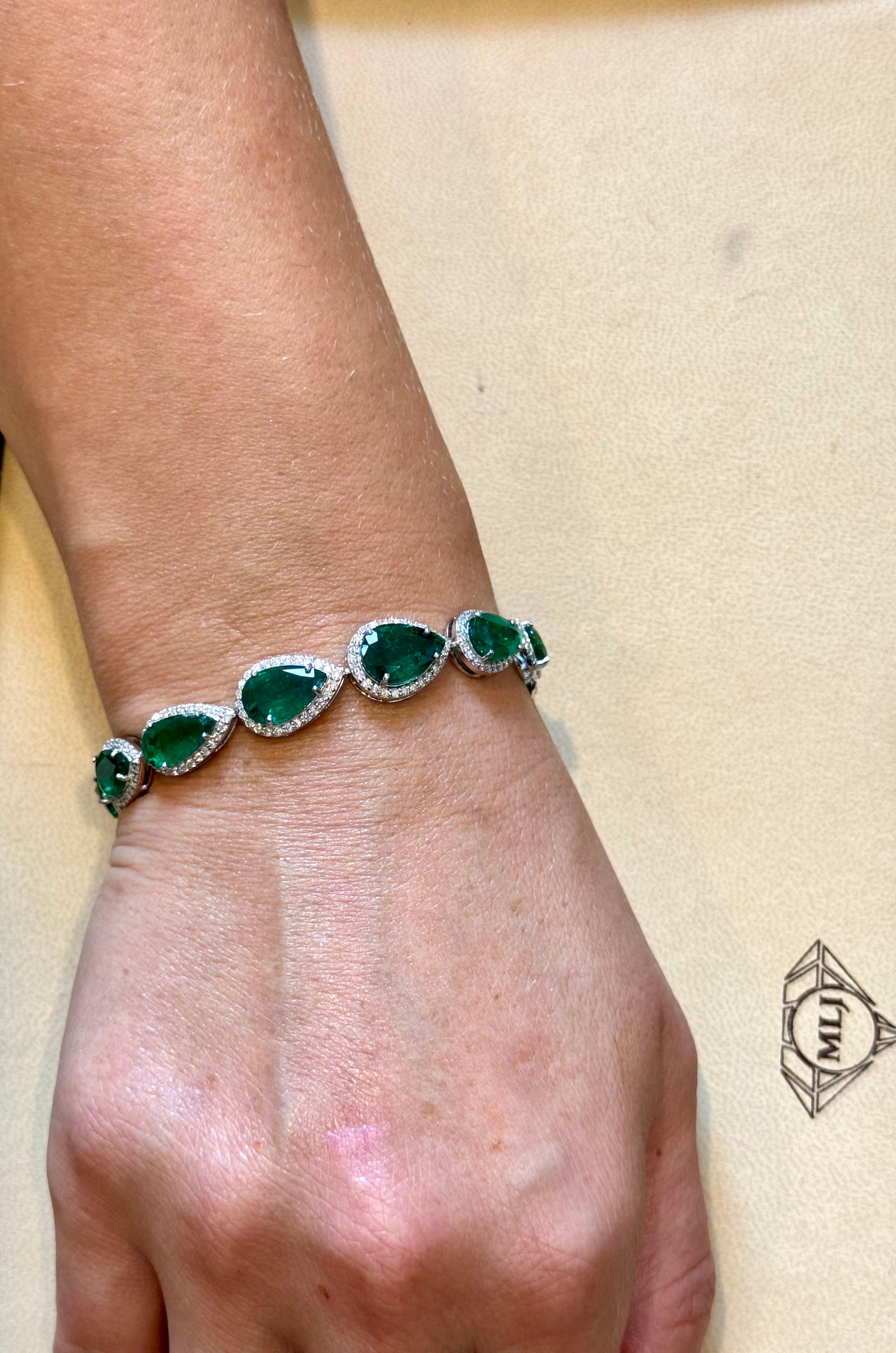 28 Carat Natural Zambian Emerald & Diamond Tennis Bracelet 14 Karat White Gold For Sale 12