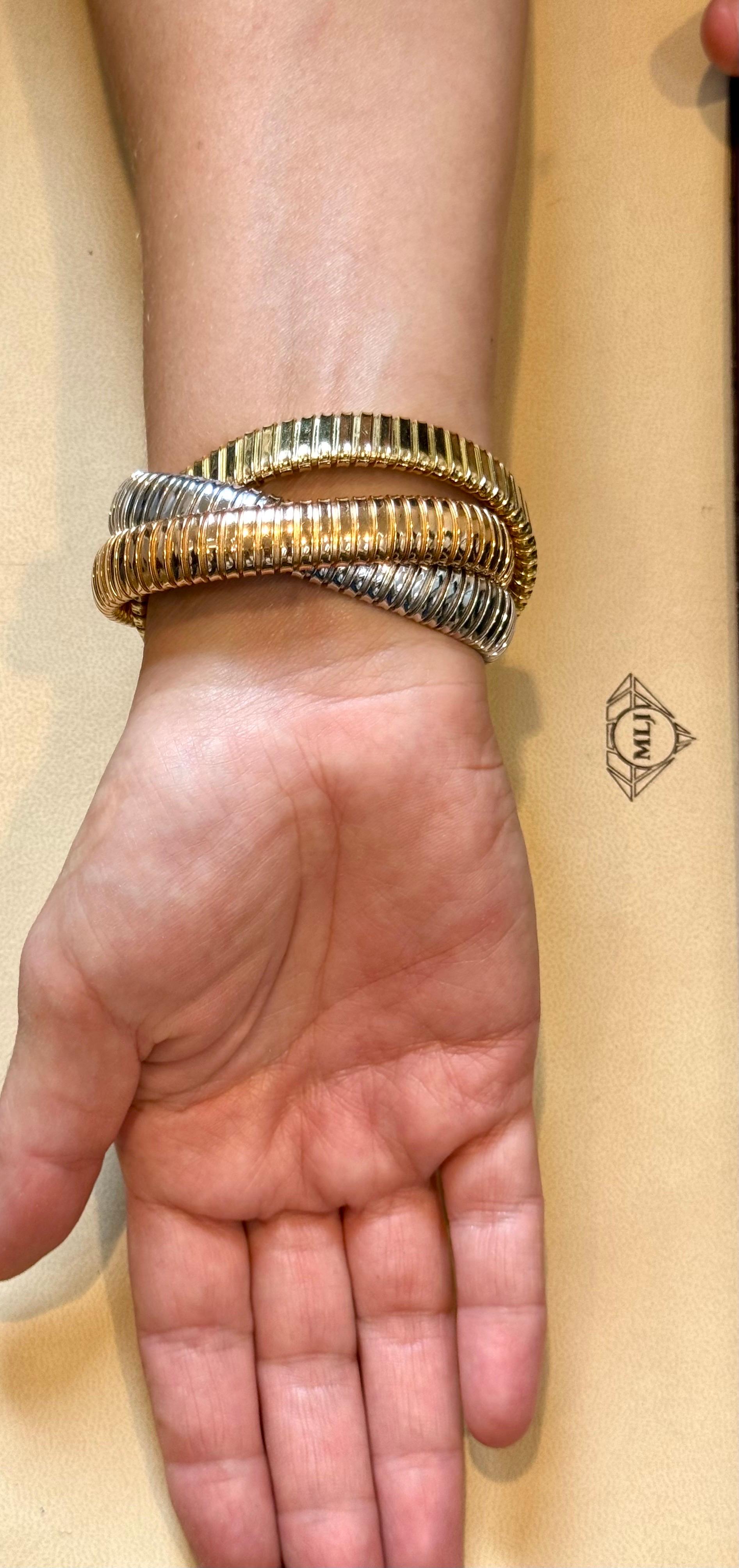Nachlass „ H Gold“ Tri Color Interwoven Rolling Stretch-Armband 18YG, RG, WG 87Gm im Angebot 9