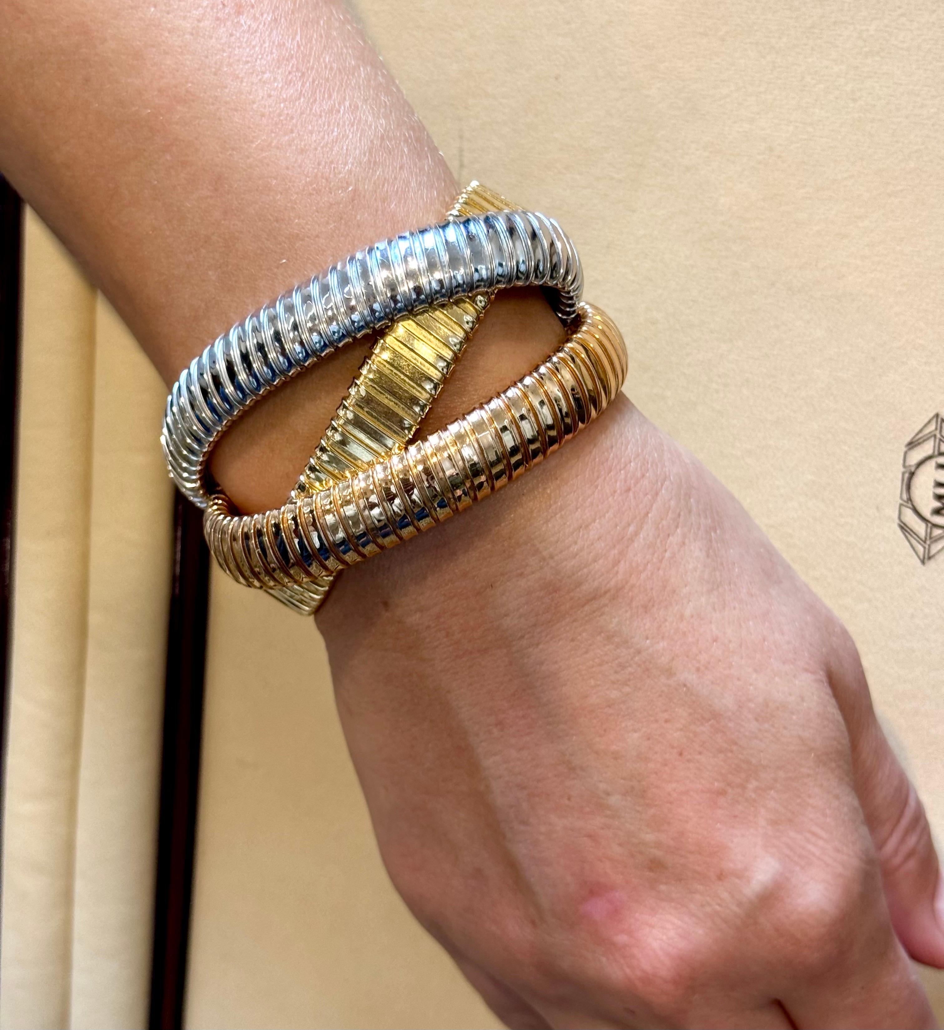 Nachlass „ H Gold“ Tri Color Interwoven Rolling Stretch-Armband 18YG, RG, WG 87Gm im Angebot 10