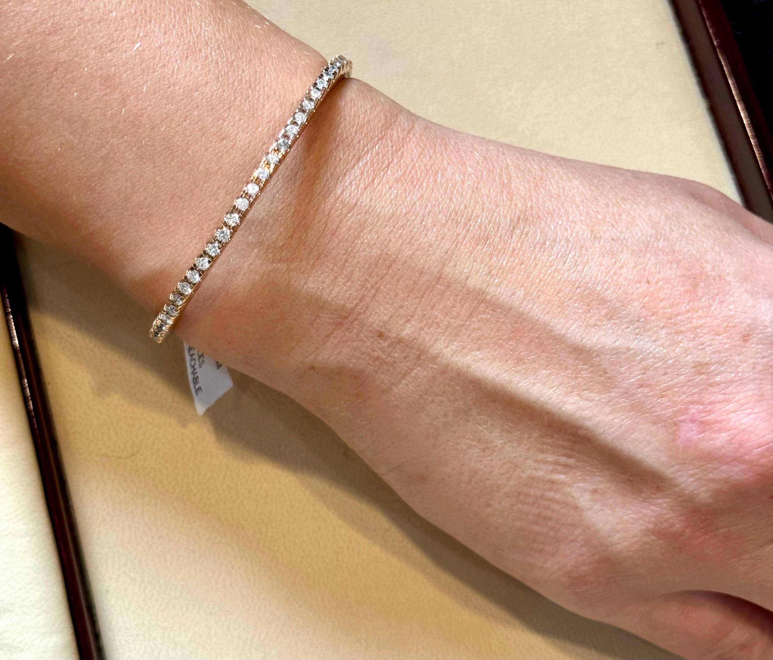 5 Pointer Each, 3.5 Ct  Eternity 18 Kt Gold & Diamond Stretchable Bangle, Italy For Sale 8