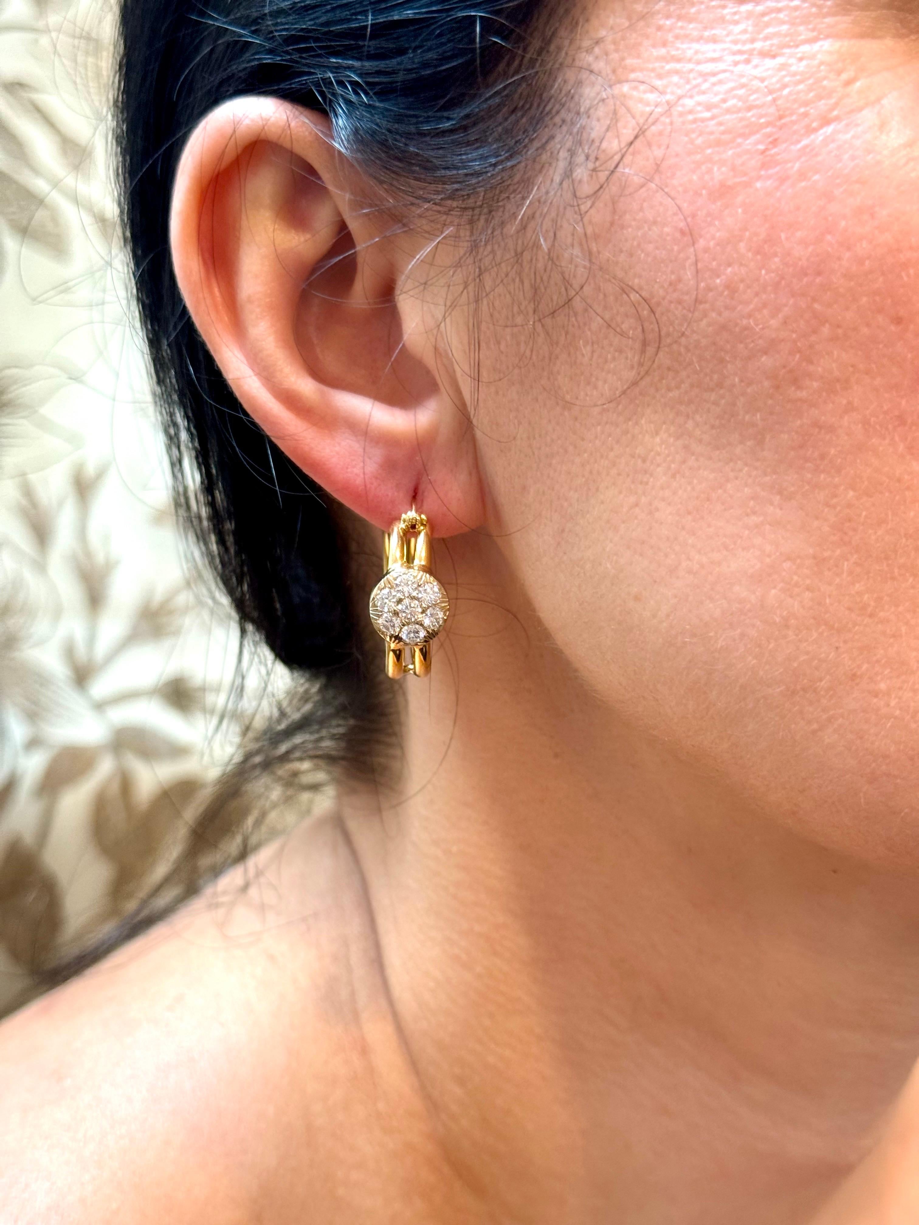 1.6 Carat Diamond VS Quality Hoop Earrings Women , 18 Karat Yellow Gold 8.8 Gm For Sale 10