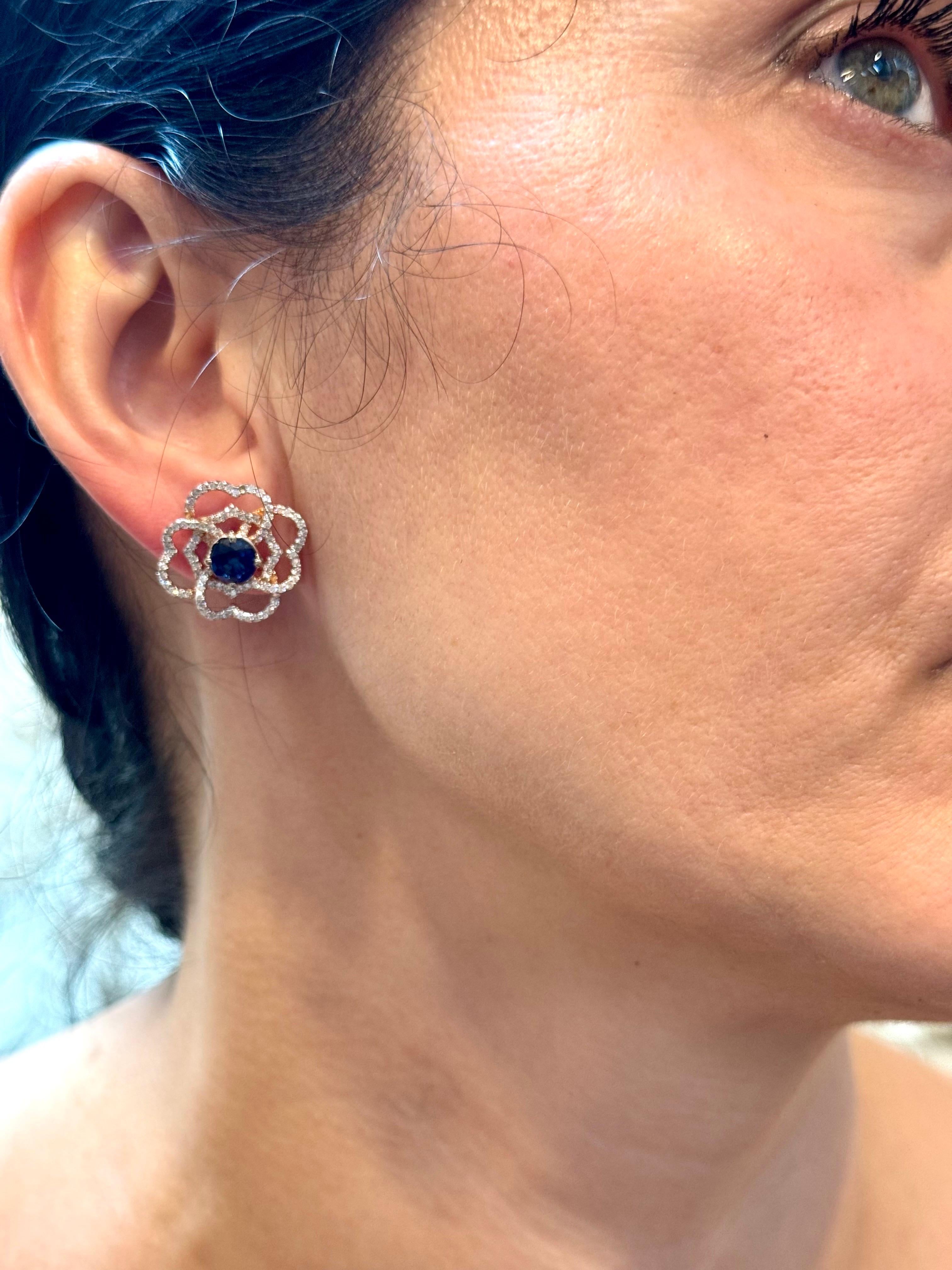1 Carat Each Sapphire Diamond Flower/Cluster Earring 14 Karat Rose Gold For Sale 11