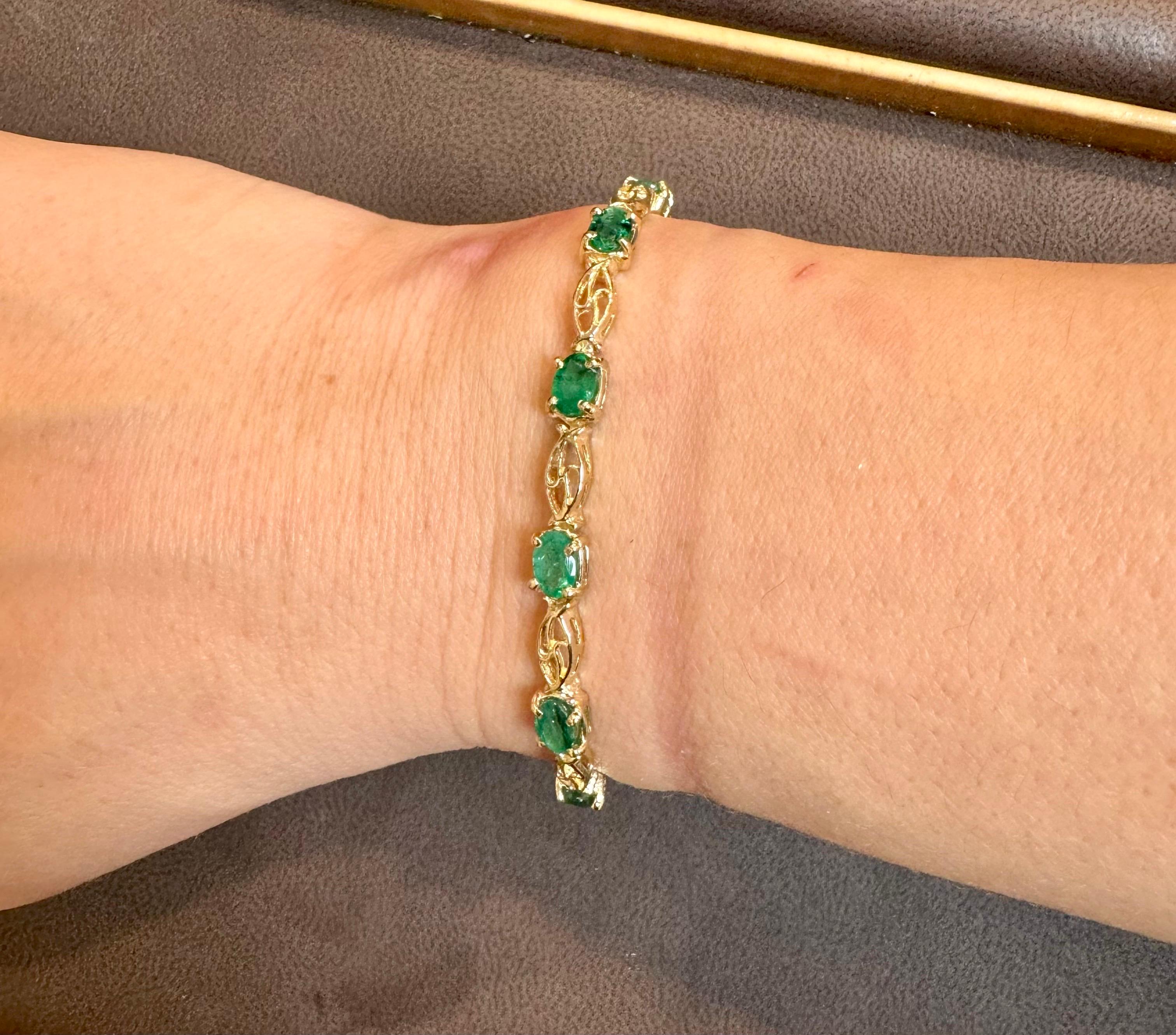 5.5 Ct Natural Emerald & Diamond Cocktail Tennis Bracelet 14 Karat Yellow Gold For Sale 14