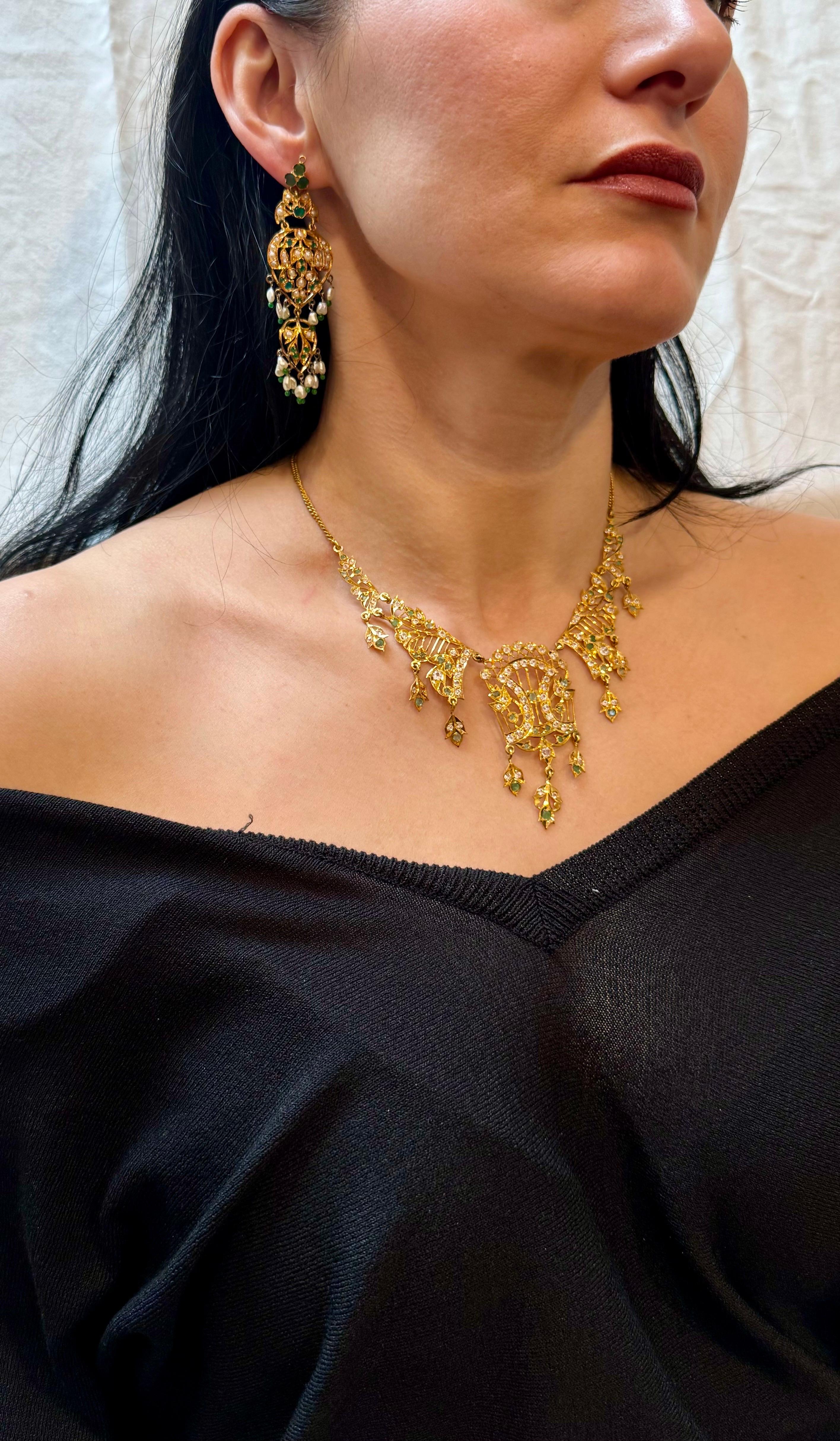 22k Yellow Gold Necklace Jewelry, Indian Handmade ,  Vintage Necklace Suite 11