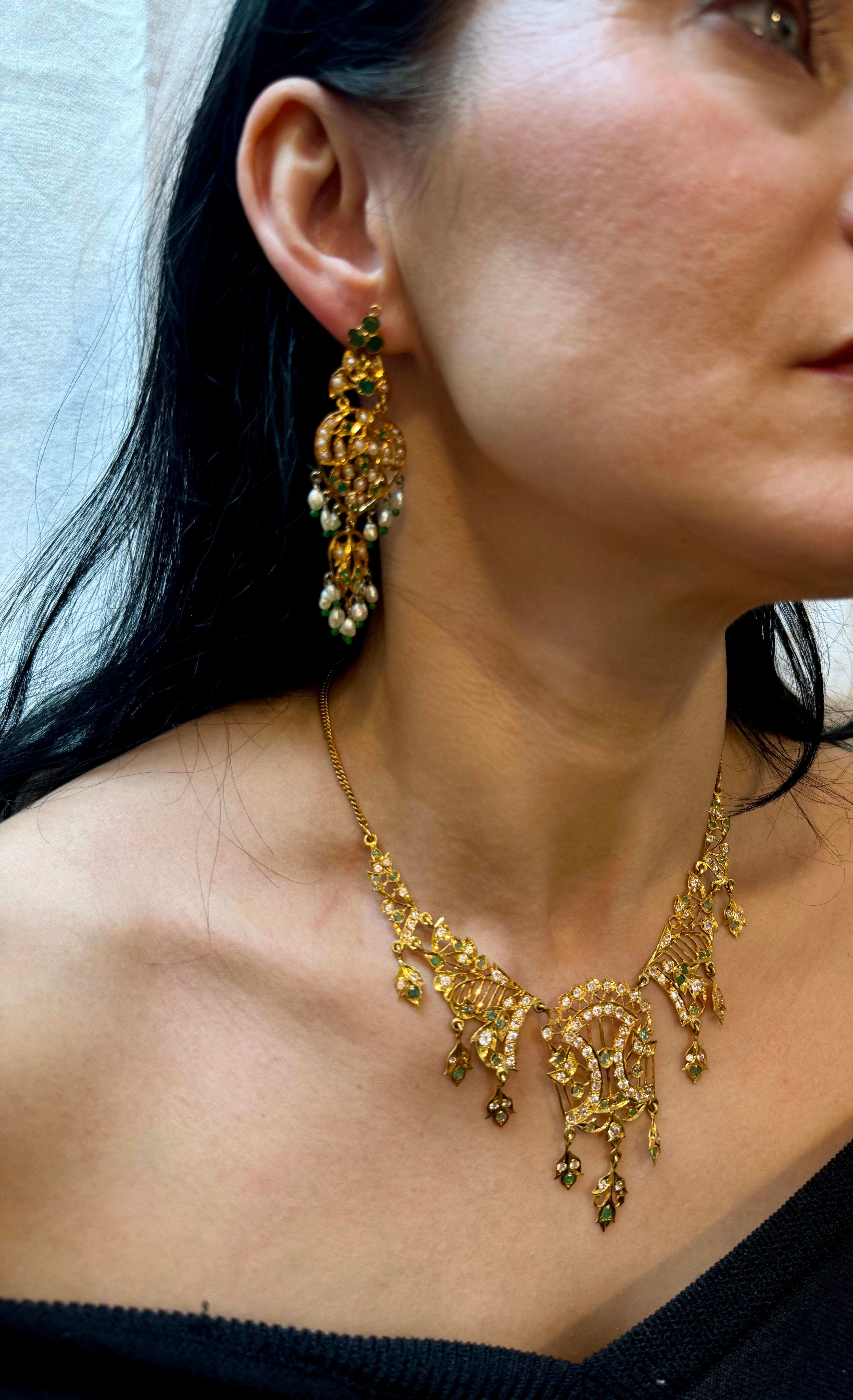 22k Yellow Gold Necklace Jewelry, Indian Handmade ,  Vintage Necklace Suite 12