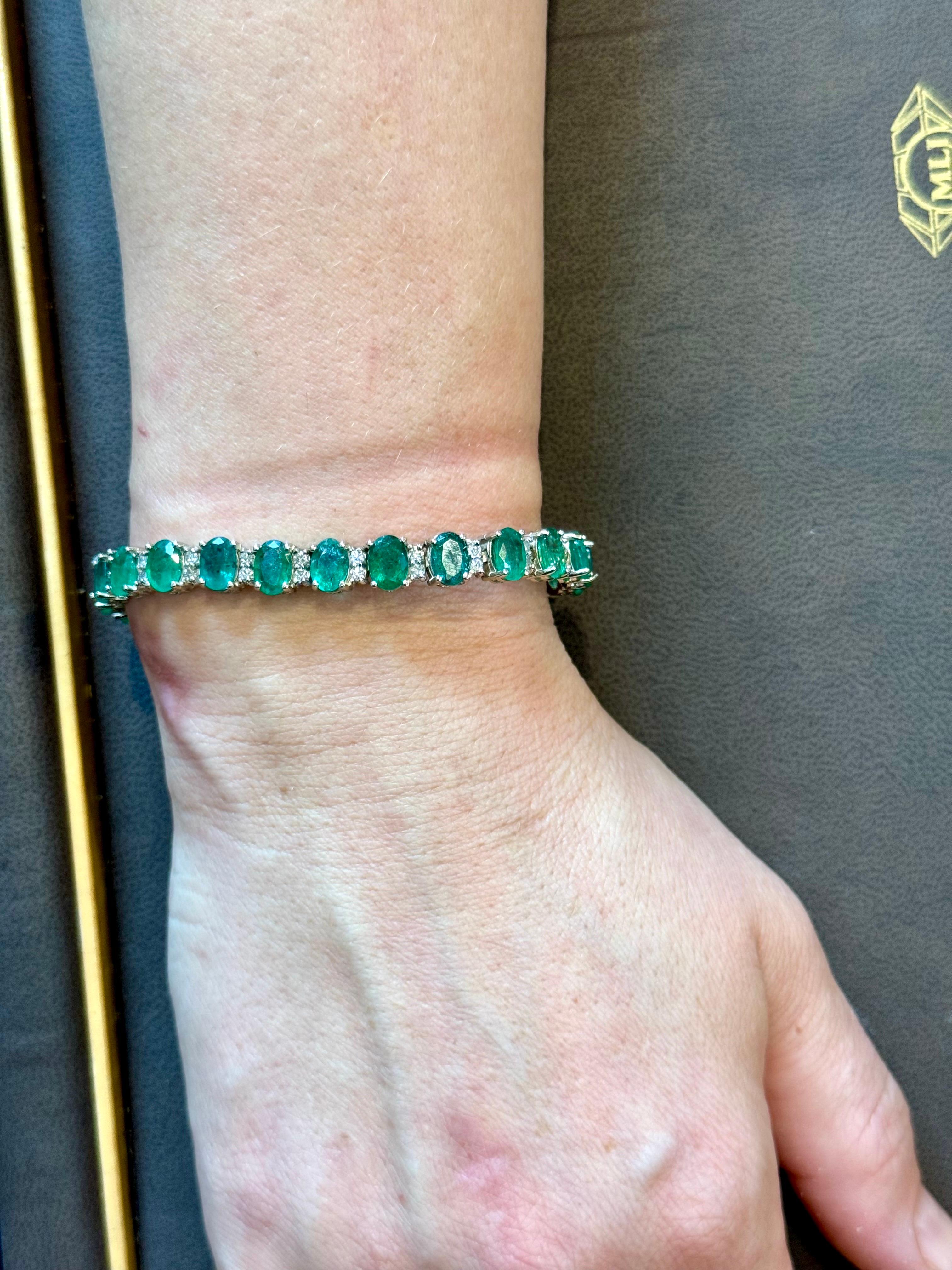 Bracciale tennis con smeraldo da 21 carati e diamante da 1,6 carati, oro bianco da 14 carati in vendita 6