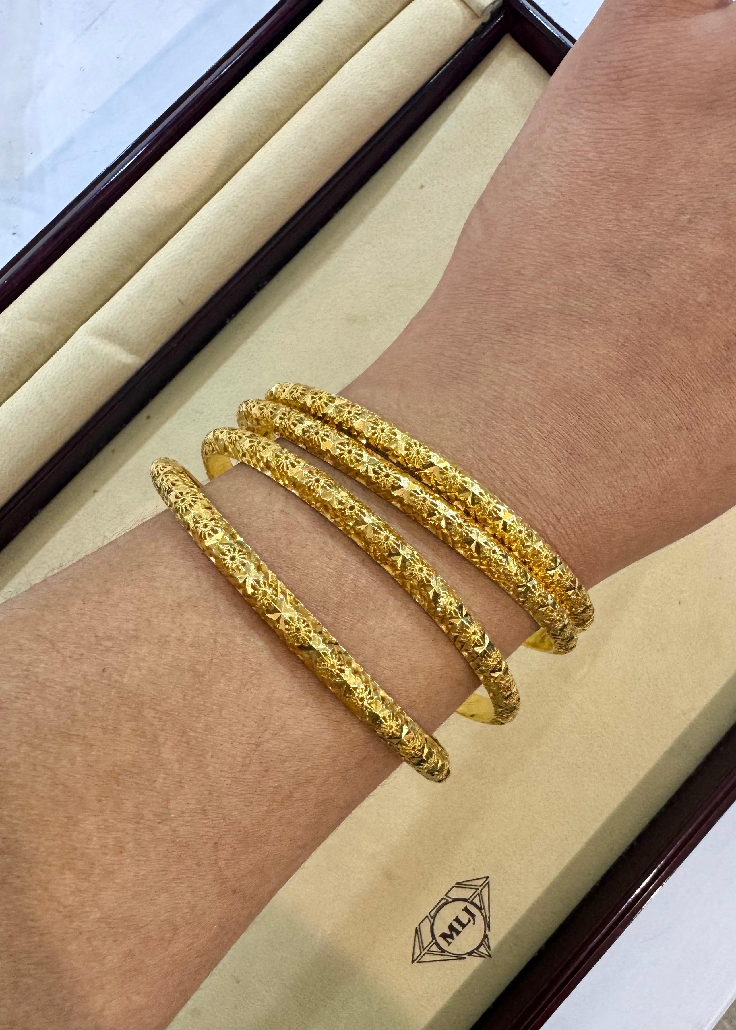 Bracelet jonc d'éternité vintage en or jaune 21 carats 53 grammes, lot de 4 carats en vente 16