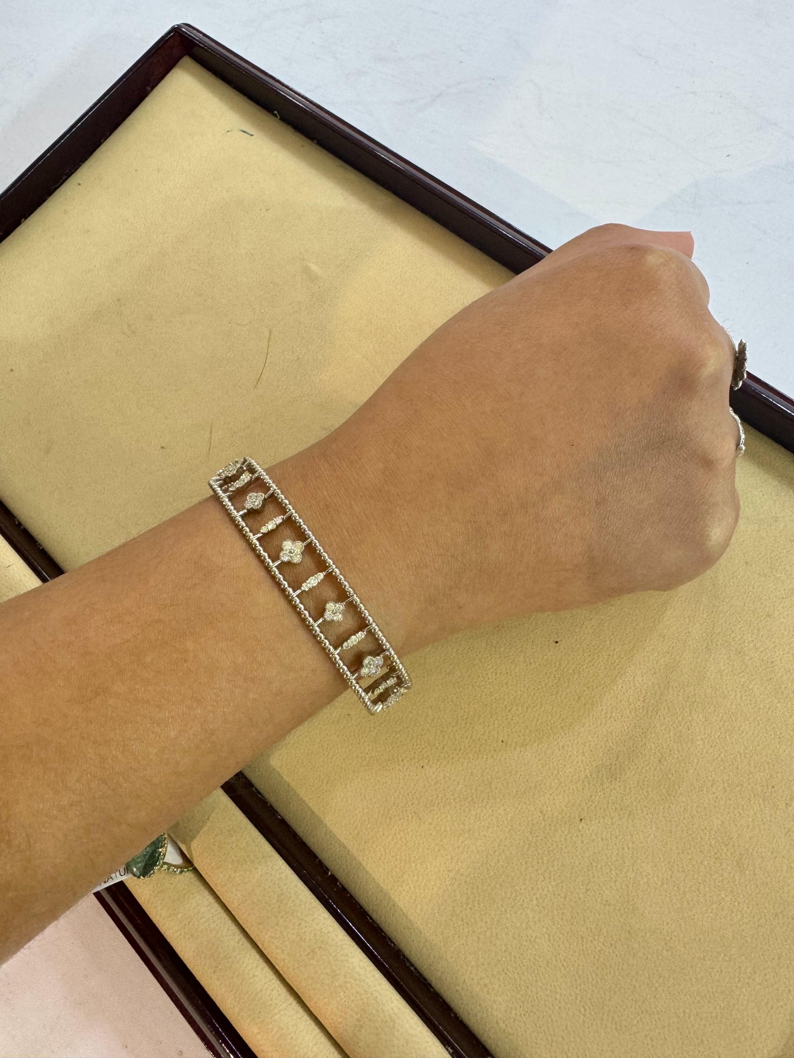 2 Ct Brilliant Cut Diamond Metro Women 14 Kt White Gold Diamond Bangle Bracelet For Sale 11