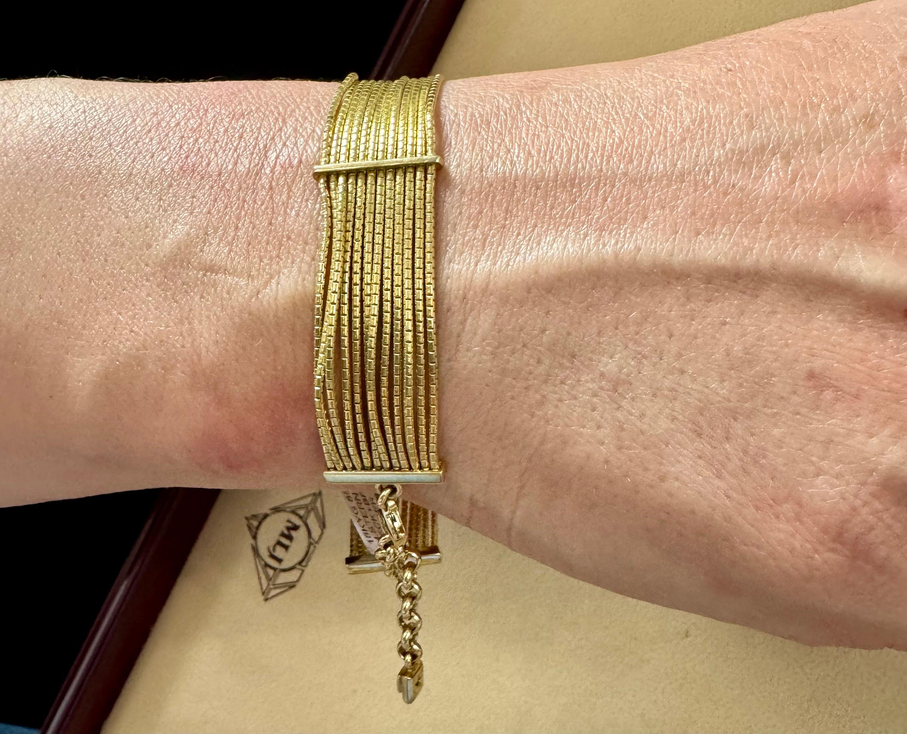 H. Collection'Stern Filamenti in oro 18KY Collana e Bracciale, 85 Gm in vendita 10
