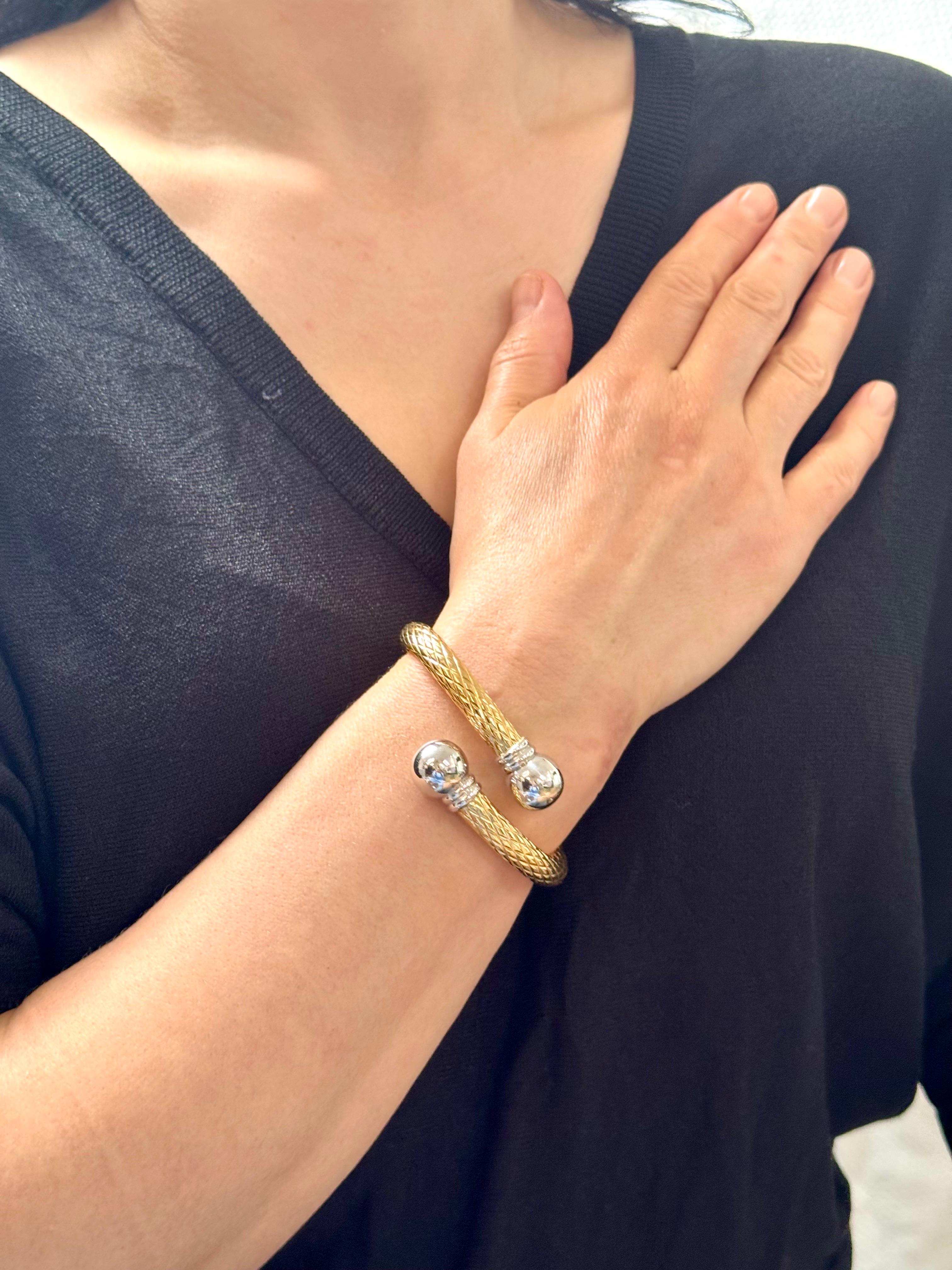 Vintage Zwei-Ton-Manschette Armreif Armband 18 Karat massivem Gelb & Weißgold 24 Gramm im Angebot 12