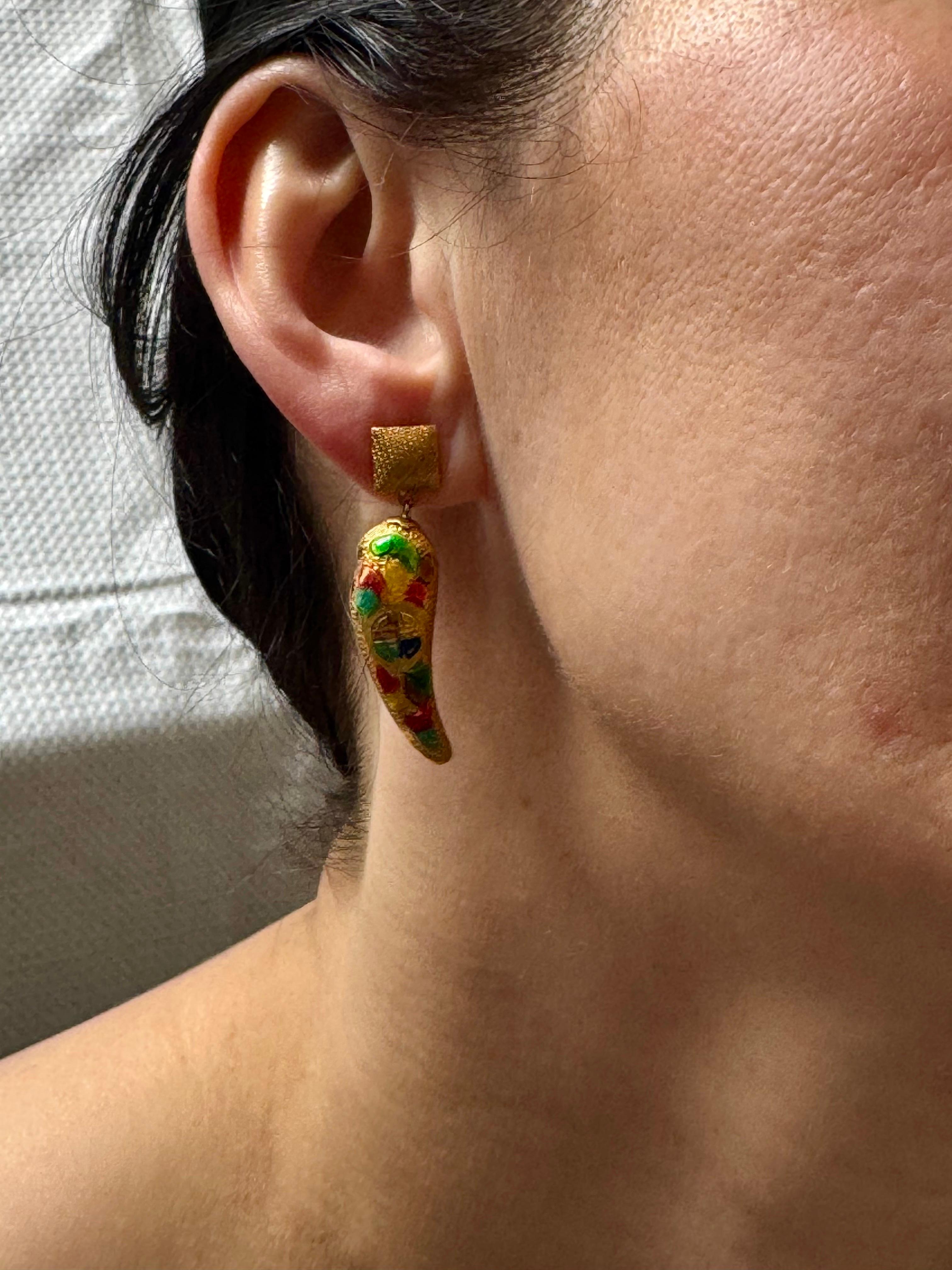 Enemel Vintage  Oro Amarillo 14 Kt 10.4 Gm  Pendientes colgantes, 2,5 cm de largo en venta 7