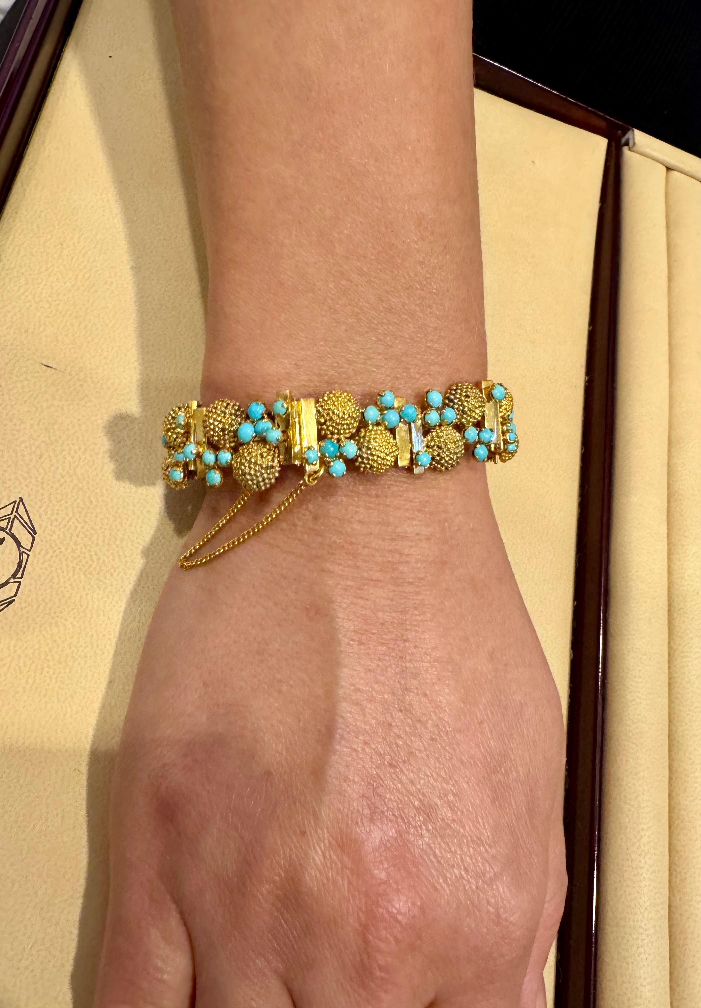 Vintage Natural Turquoise  Bangle /Bracelet in 14 Kt Yellow Gold 39.4 Grams For Sale 10