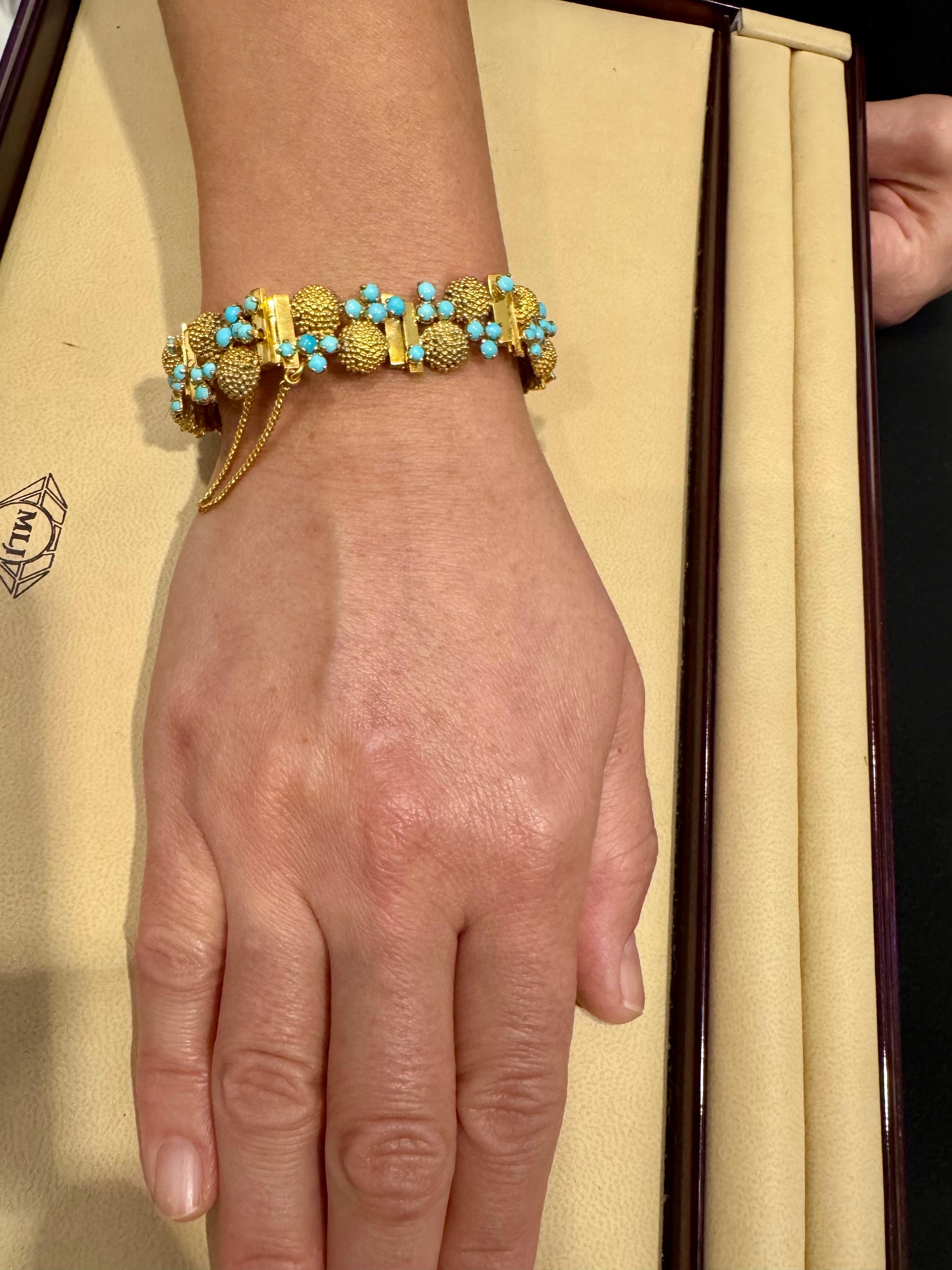 Vintage Natural Turquoise  Bangle /Bracelet in 14 Kt Yellow Gold 39.4 Grams For Sale 11