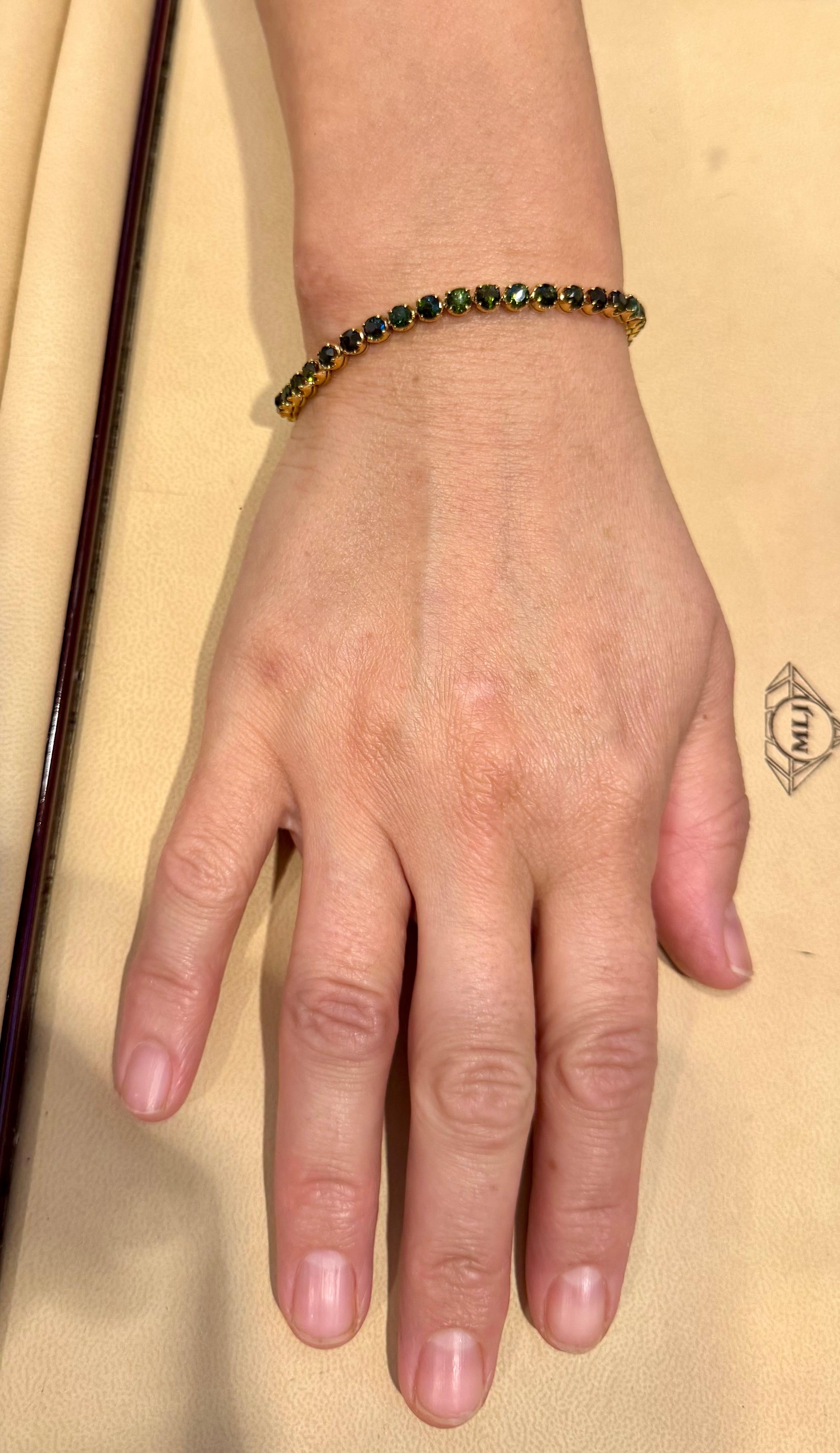 4 Ct  Bracelet Tennis Cocktail en Tourmaline Verte de forme ronde Or jaune 14 Kt 7