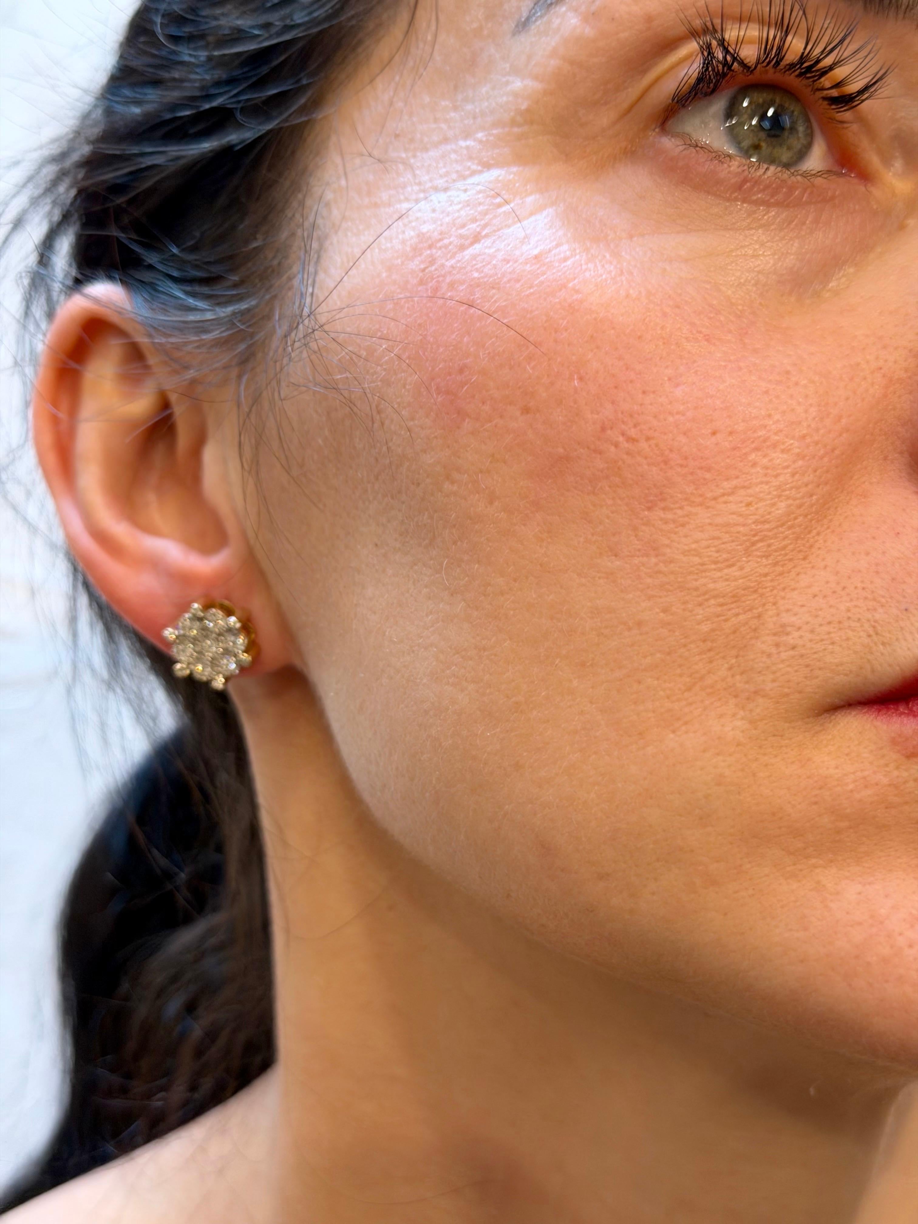 1,8 carati, orecchini a grappolo in oro giallo 18 carati, grande valore 5,3 gm in vendita 13