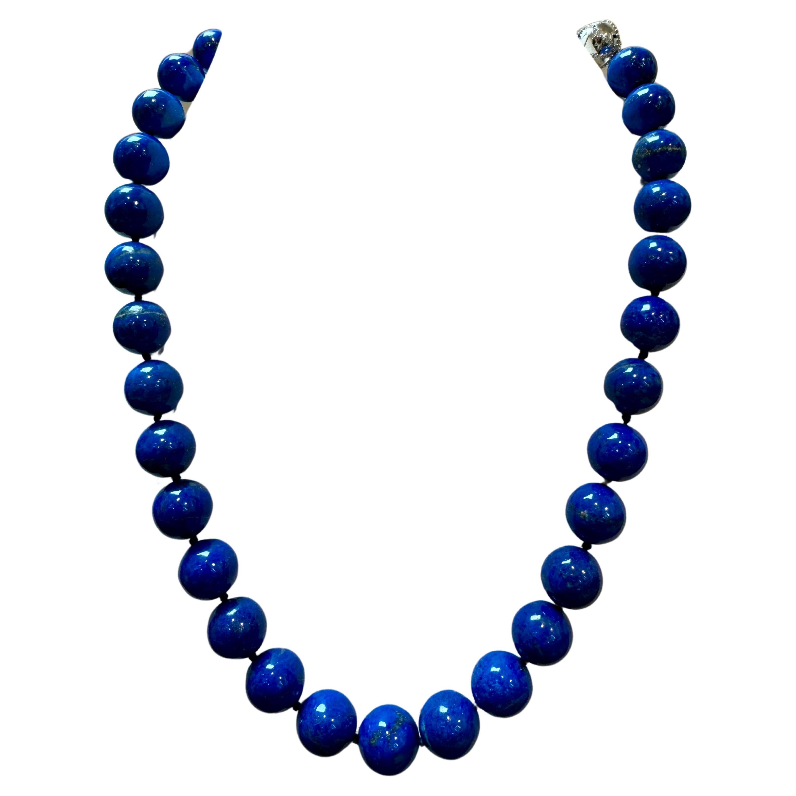 Vintage Lapis Lazuli Single Strand Necklace with  Diamond Clasp 14 Kt White Gold For Sale