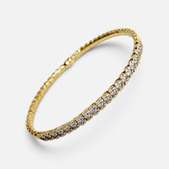 2 Carat Diamond  Bangle /Bracelet in 18 Karat Yellow Gold 20 Grams, Signed SGJ