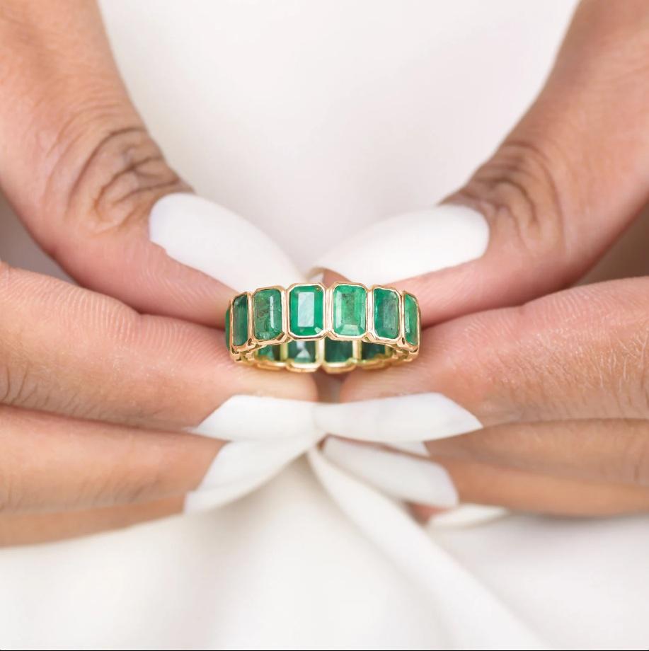 Ring mit natürlichem sambischem Smaragd aus 18 Karat Gold (Asscher-Schliff) im Angebot