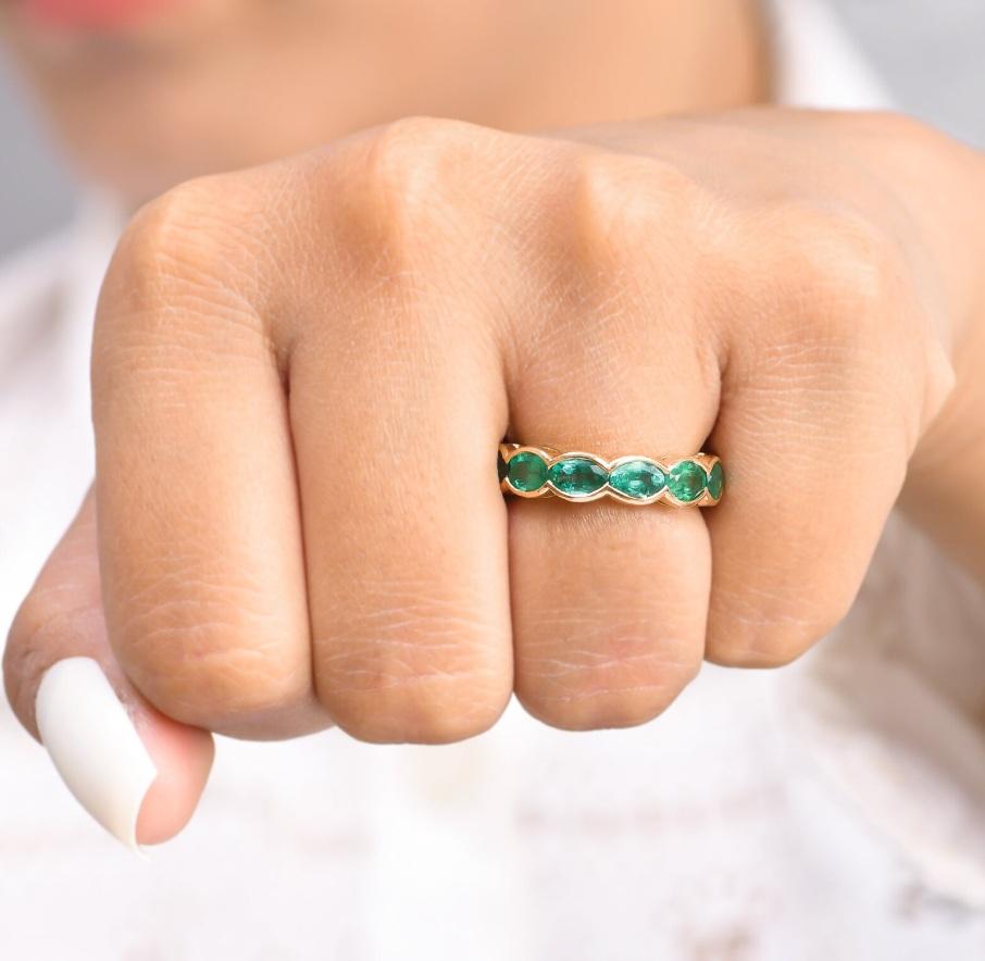 Ring mit natürlichem sambischem Smaragd aus 18 Karat Gold (Asscher-Schliff) im Angebot