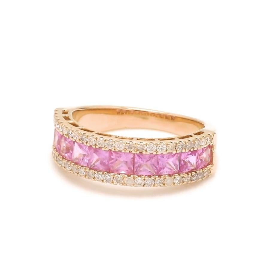 Ring mit natürlichem rosa Saphir aus 18 Karat Gold Damen im Angebot