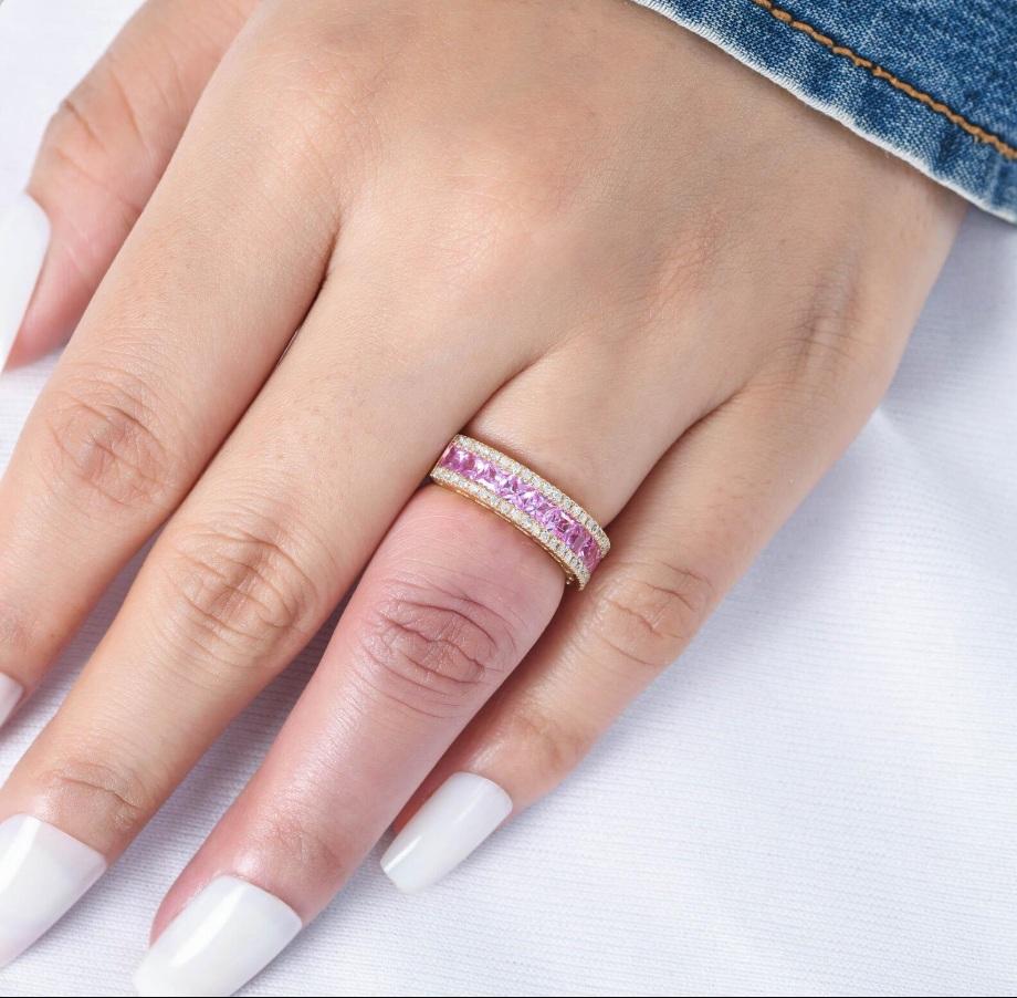 Ring mit natürlichem rosa Saphir aus 18 Karat Gold (Asscher-Schliff) im Angebot