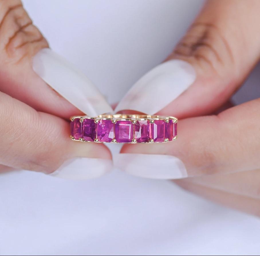 Anello uby a fascia per l'eternità a U con taglio smeraldo da 8,33 carati, in oro  Nature 5x4 MM rubino rosso anello eternità oro  Fascia dell'eternità in oro con rubino

DETTAGLI DELLA GEMMA :
✦ Pietra preziosa : Rubino
✦ Tipo di gemma : Nature
✦