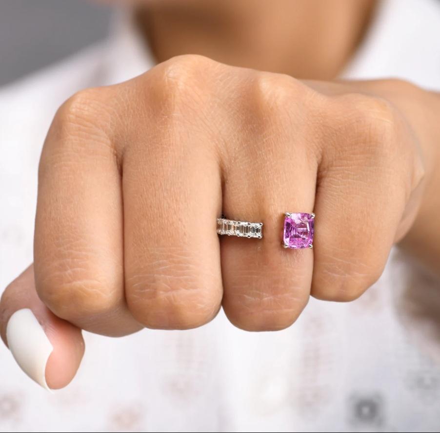 Ring mit natürlichem rosa Saphir-Diamant aus 18 Karat Gold im Zustand „Neu“ im Angebot in New York, NY