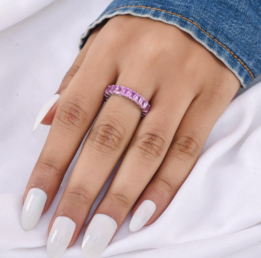 Ring mit natürlichem rosa Saphir aus 18 Karat Gold im Zustand „Neu“ im Angebot in New York, NY