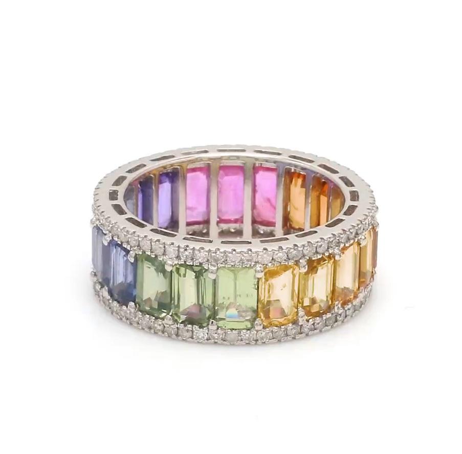 Natürlicher Regenbogensaphir-Diamantbandring (Asscher-Schliff) im Angebot