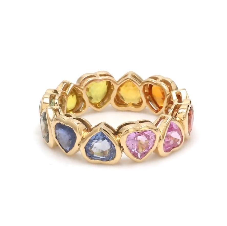 Donna Anello con cuore rovesciato in zaffiro arcobaleno Nature in oro 14k in vendita