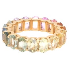 Ring mit natürlichem Regenbogensaphir aus 18 Karat Gold