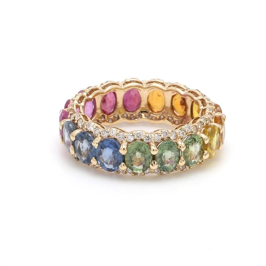 Natürlicher Ovalschliff Regenbogensaphir und Diamant Eternity Band in 14K/18K Gold

STEIN DETAILS :
✦ Stein: Regenbogen Saphir & Rubin
✦ Steinart : Natürlich
✦ Ringbreite : 7.20 mm
✦ Ring Höhe : 3.50 mm
✦ Steingröße: 5x4mm
✦ Steinform :