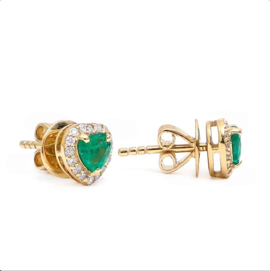 Natürliche Smaragd-Ohrringe aus 18 Karat Gold Damen im Angebot
