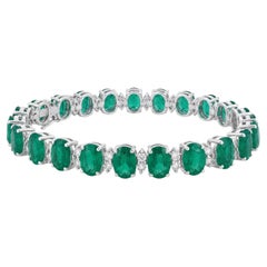 21 Carat Emerald 1.6 Carat Diamond Tennis Bracelet 14 Karat White Gold